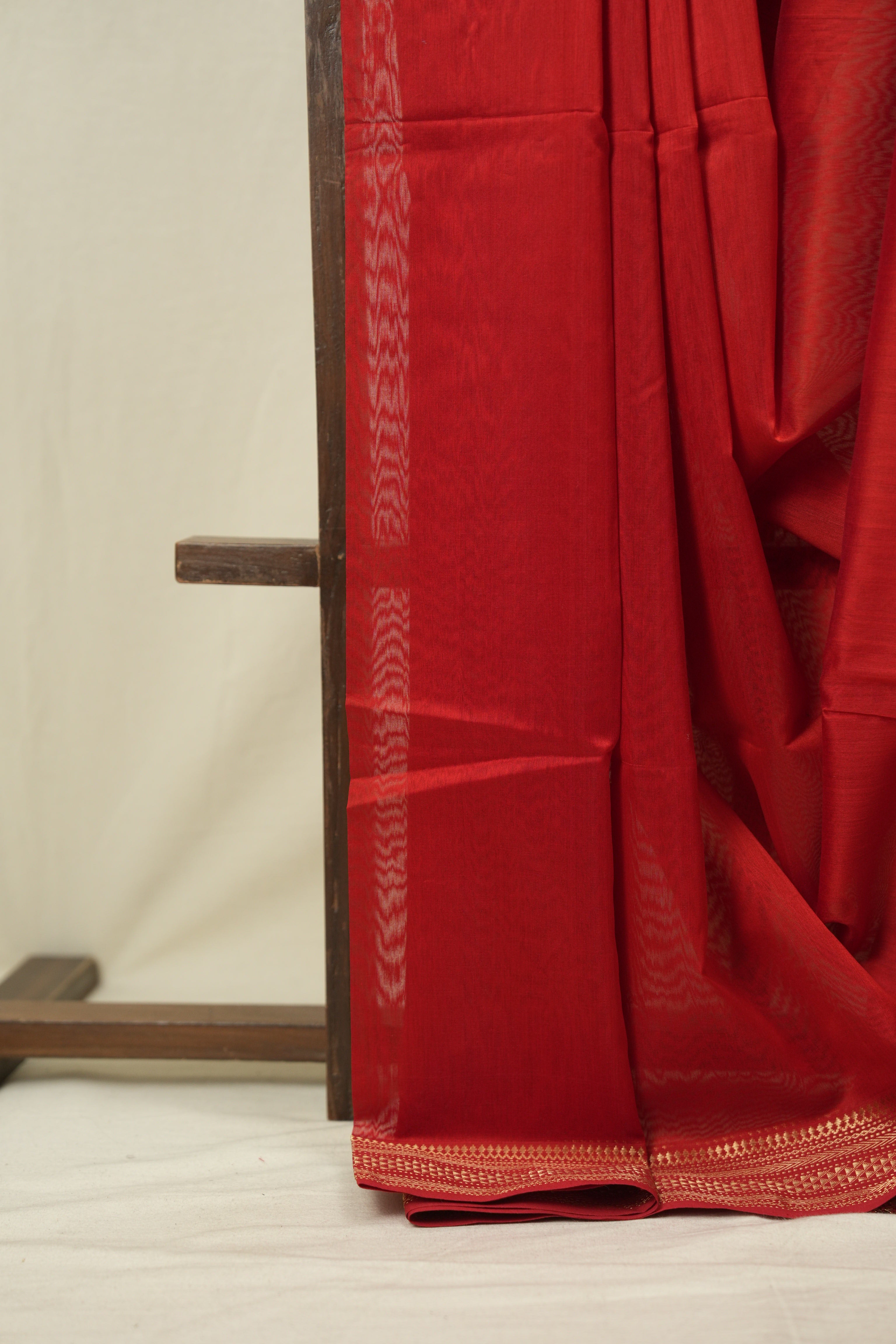 Red Maheshwari Saree - SRRMS1270