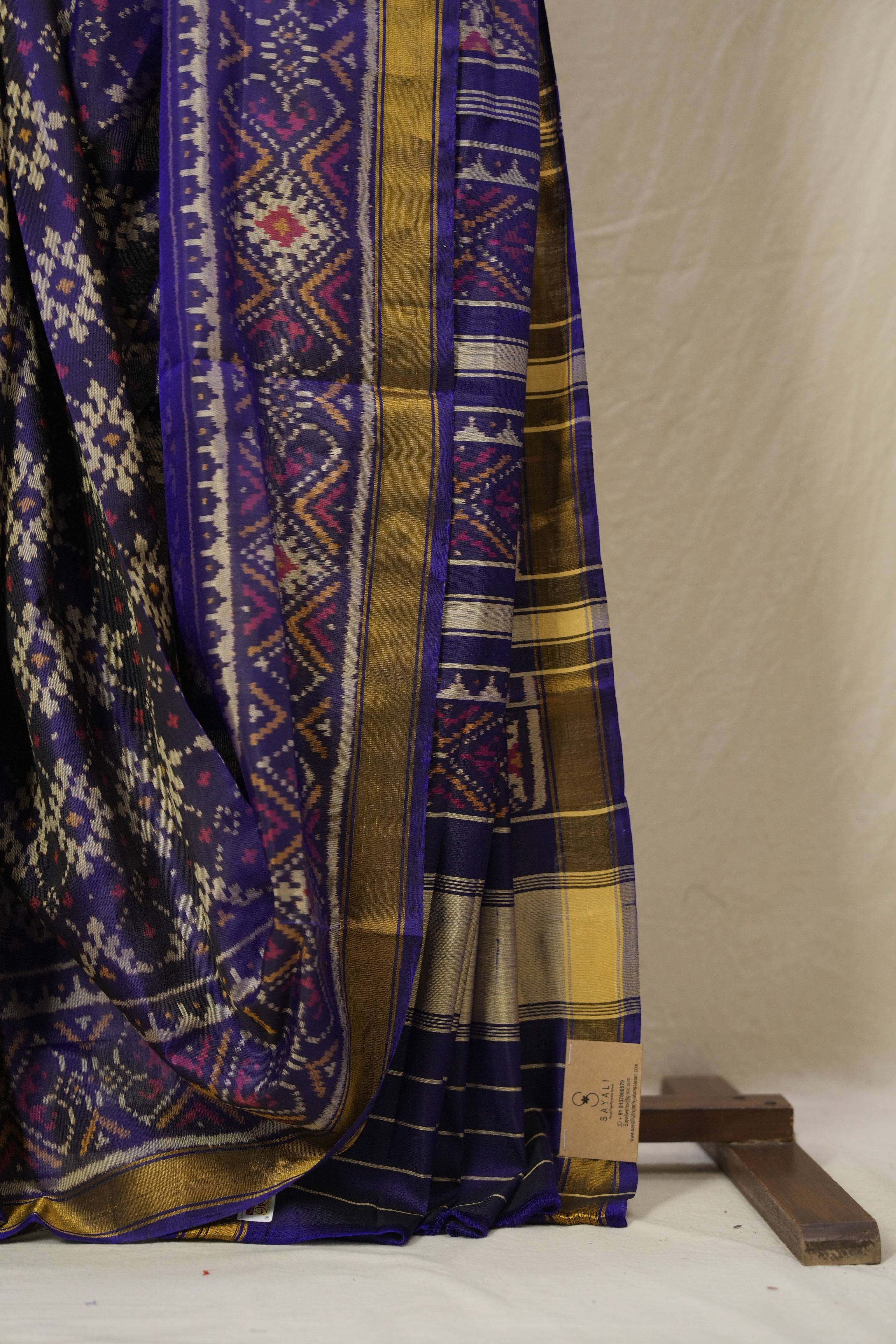 Voilet  Rajkot Patola Silk Saree - SRVRPSS575