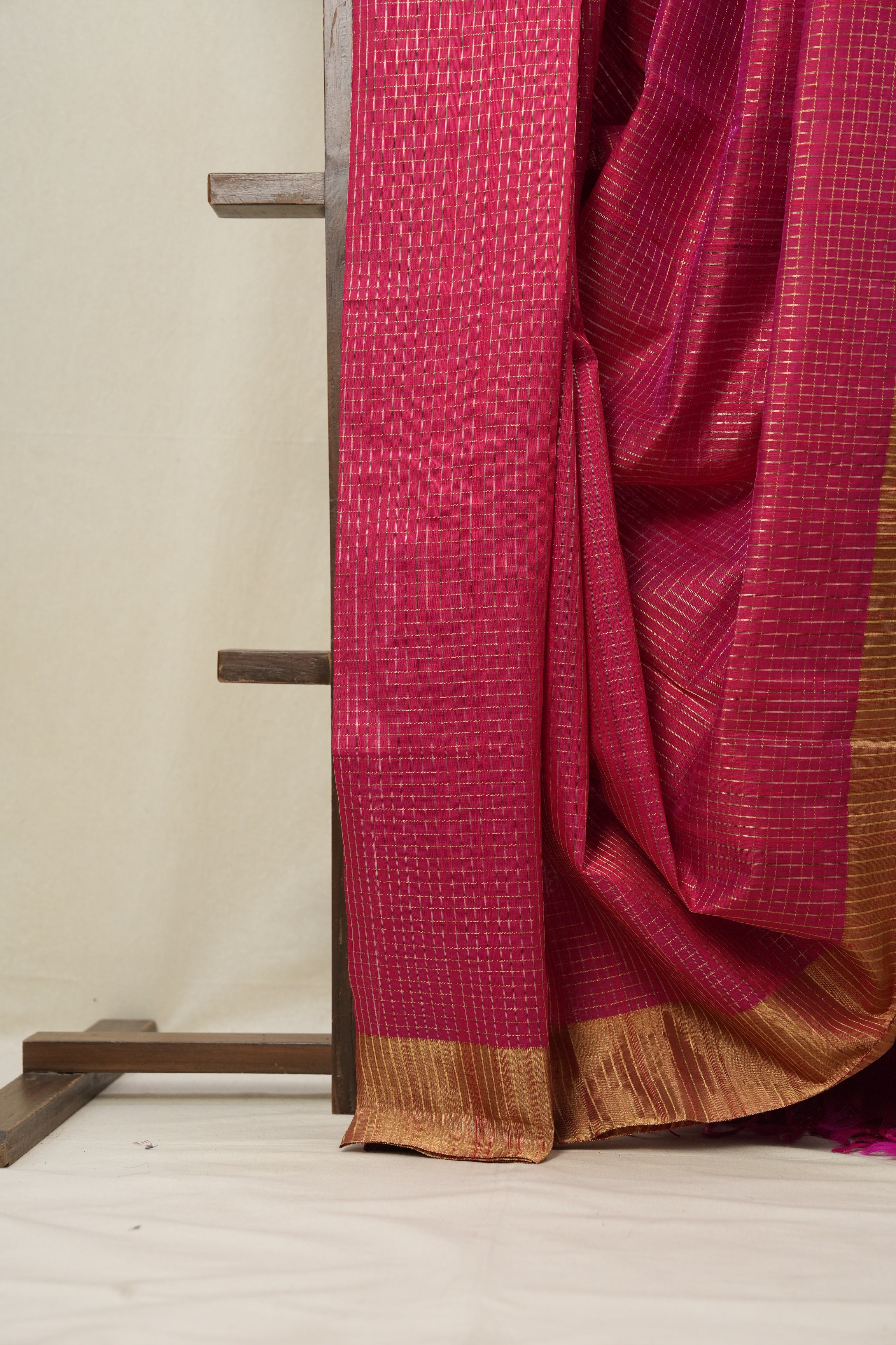 Dark Pink Raw Silk Saree - SRDPRSS815