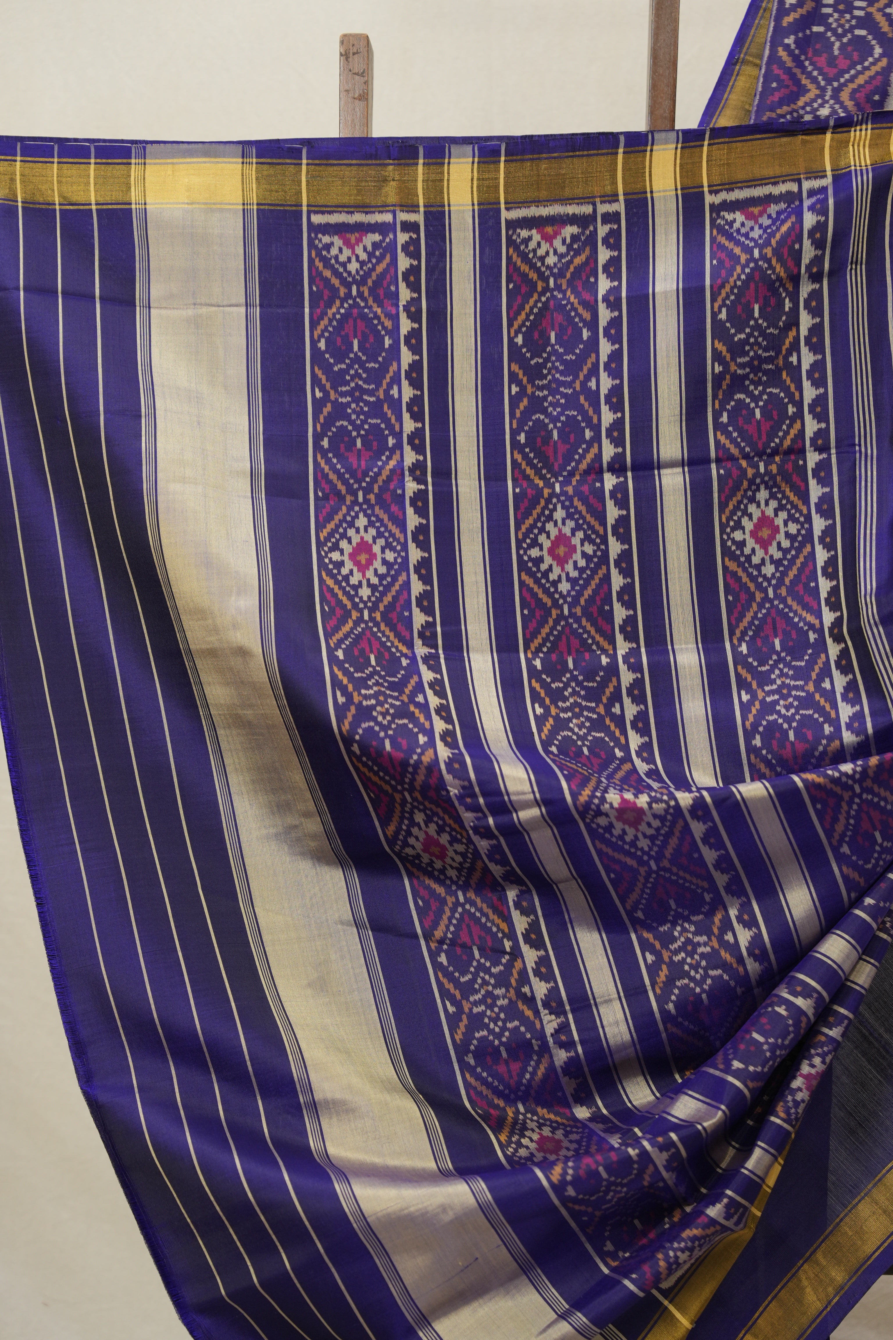 Voilet  Rajkot Patola Silk Saree - SRVRPSS575