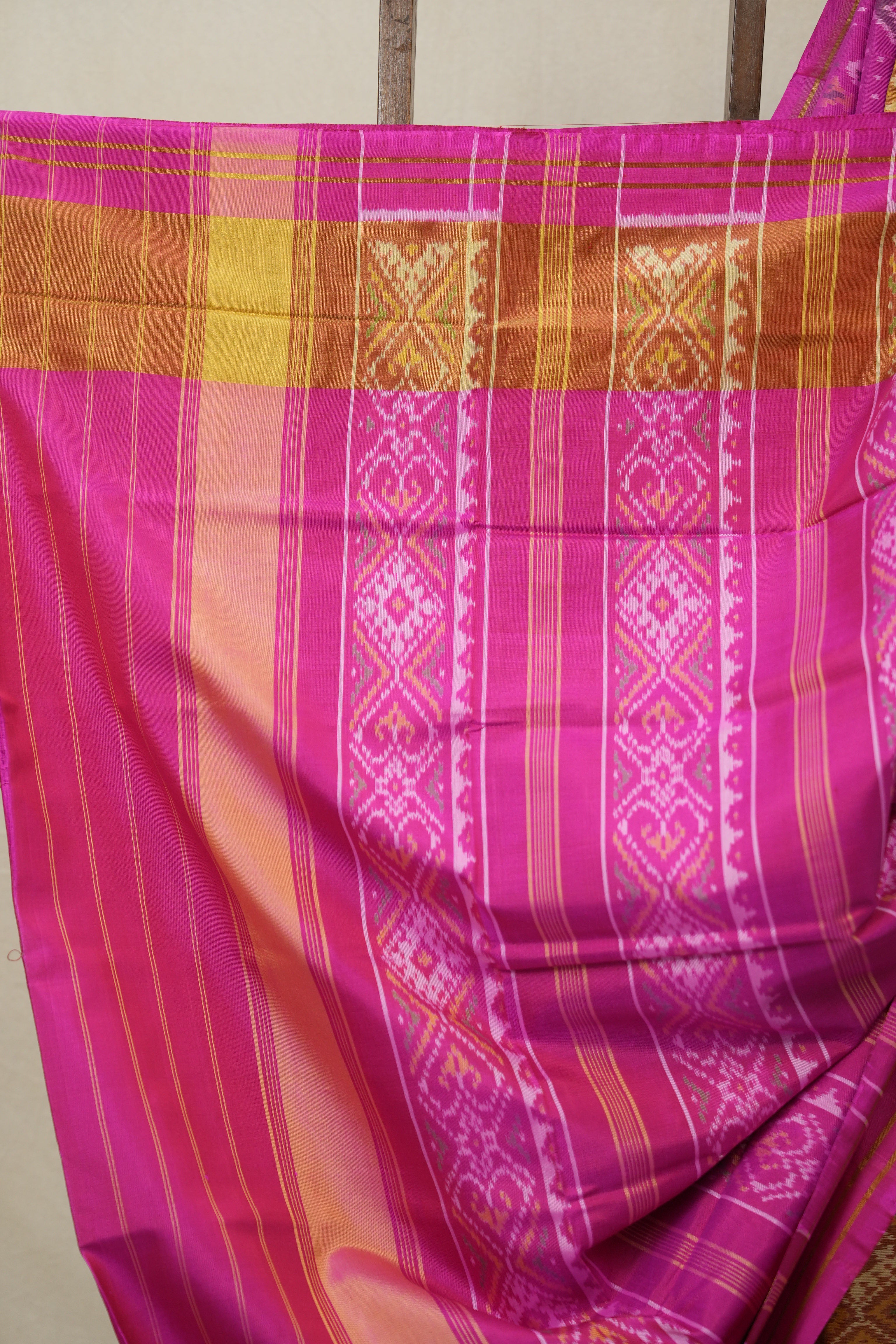 Pink Rajkot Patola Silk Saree - SRPRPSS576