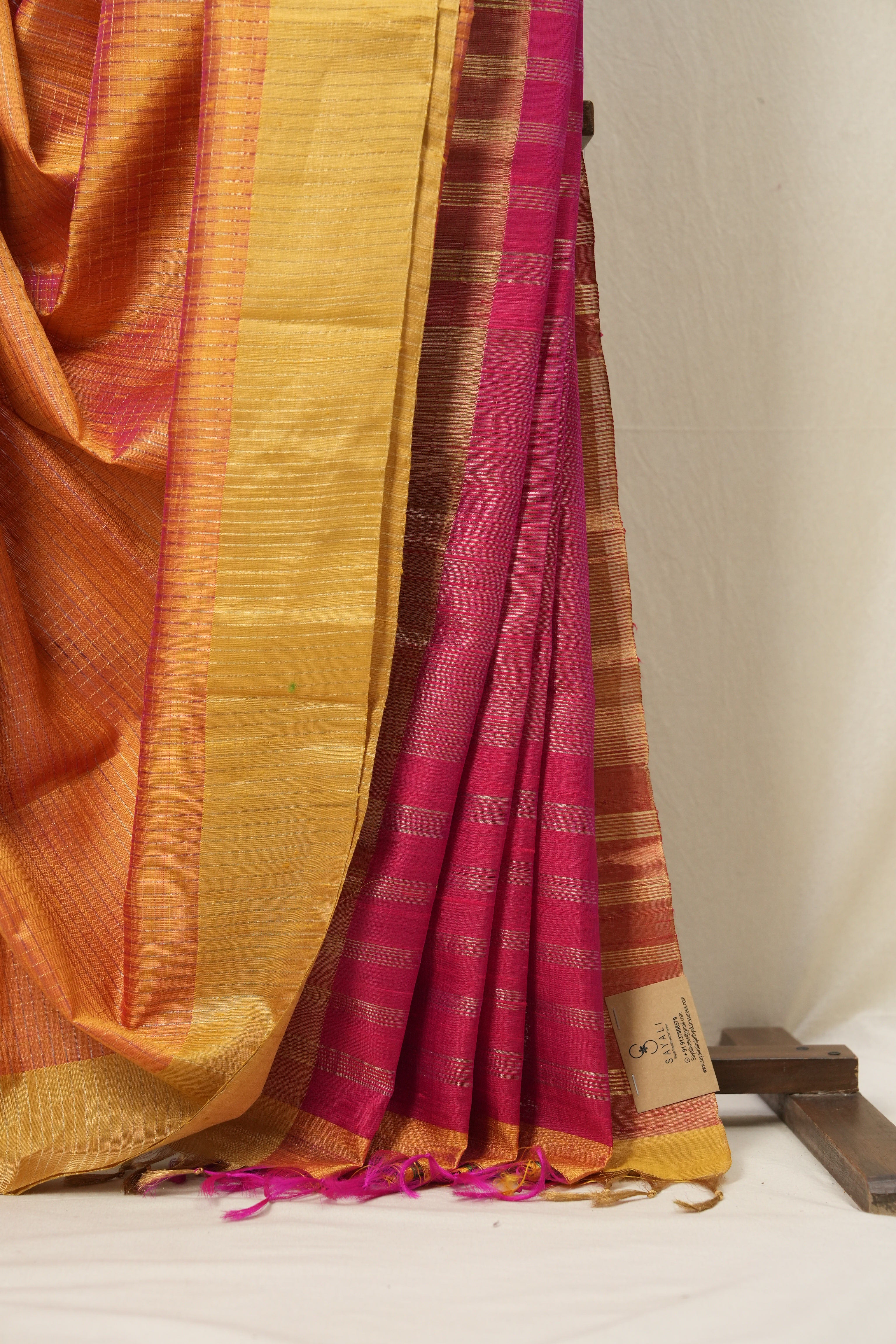 Two Tone Orange Raw Silk Saree - SRTTORSS817