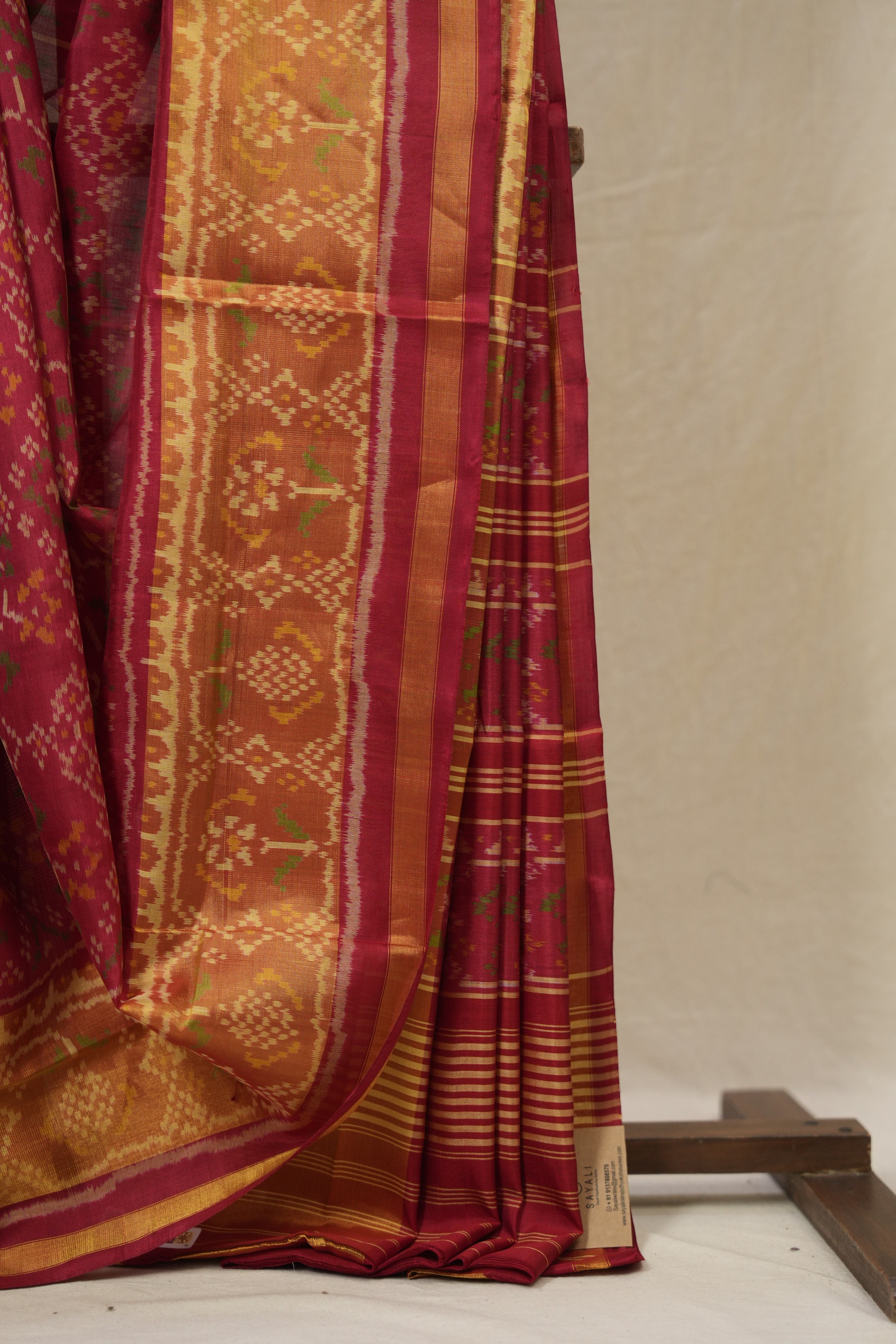 Red Rajkot Patola Silk Saree - SRRRPSS571
