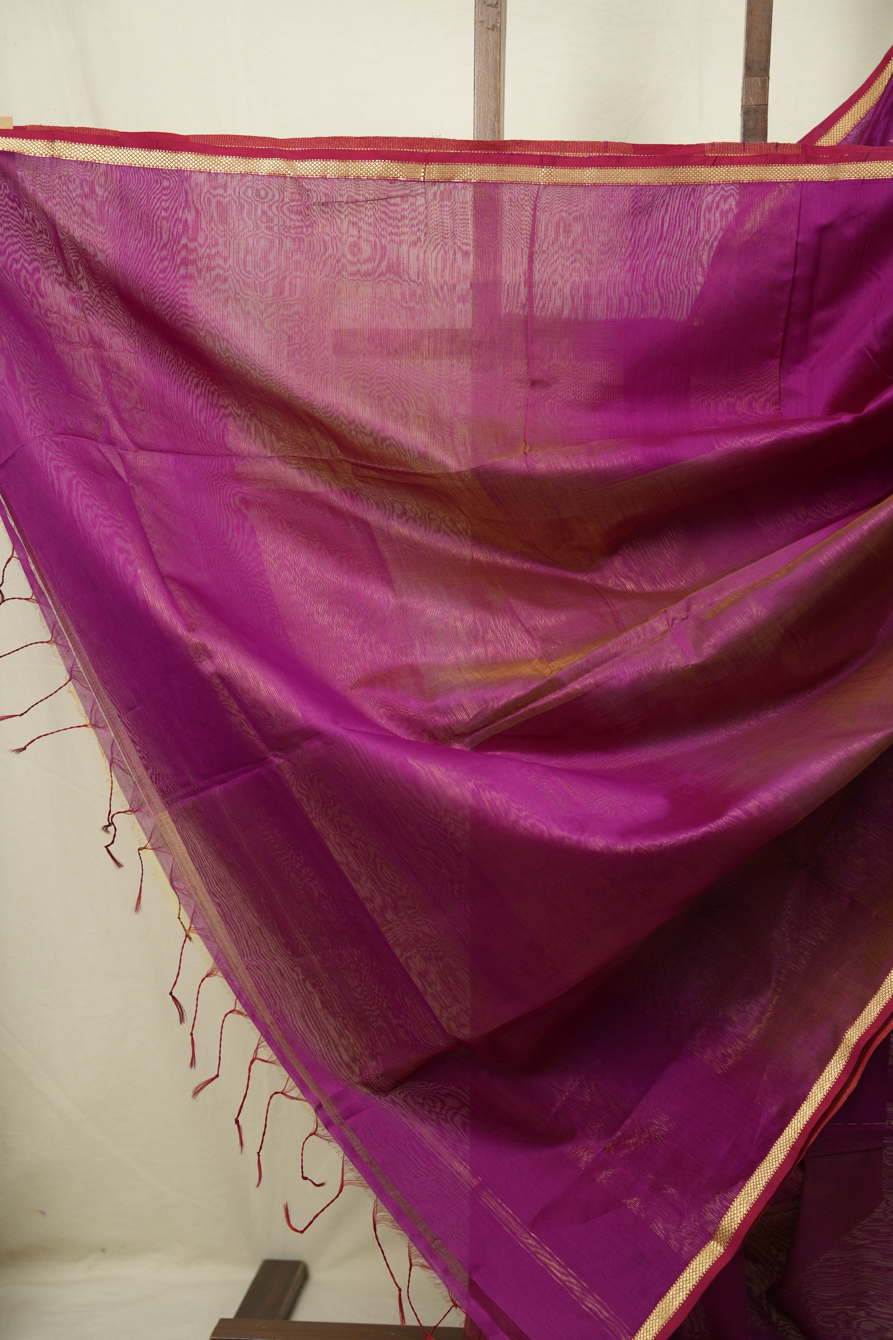 Magenta Maheshwari Saree - SRMMS1264