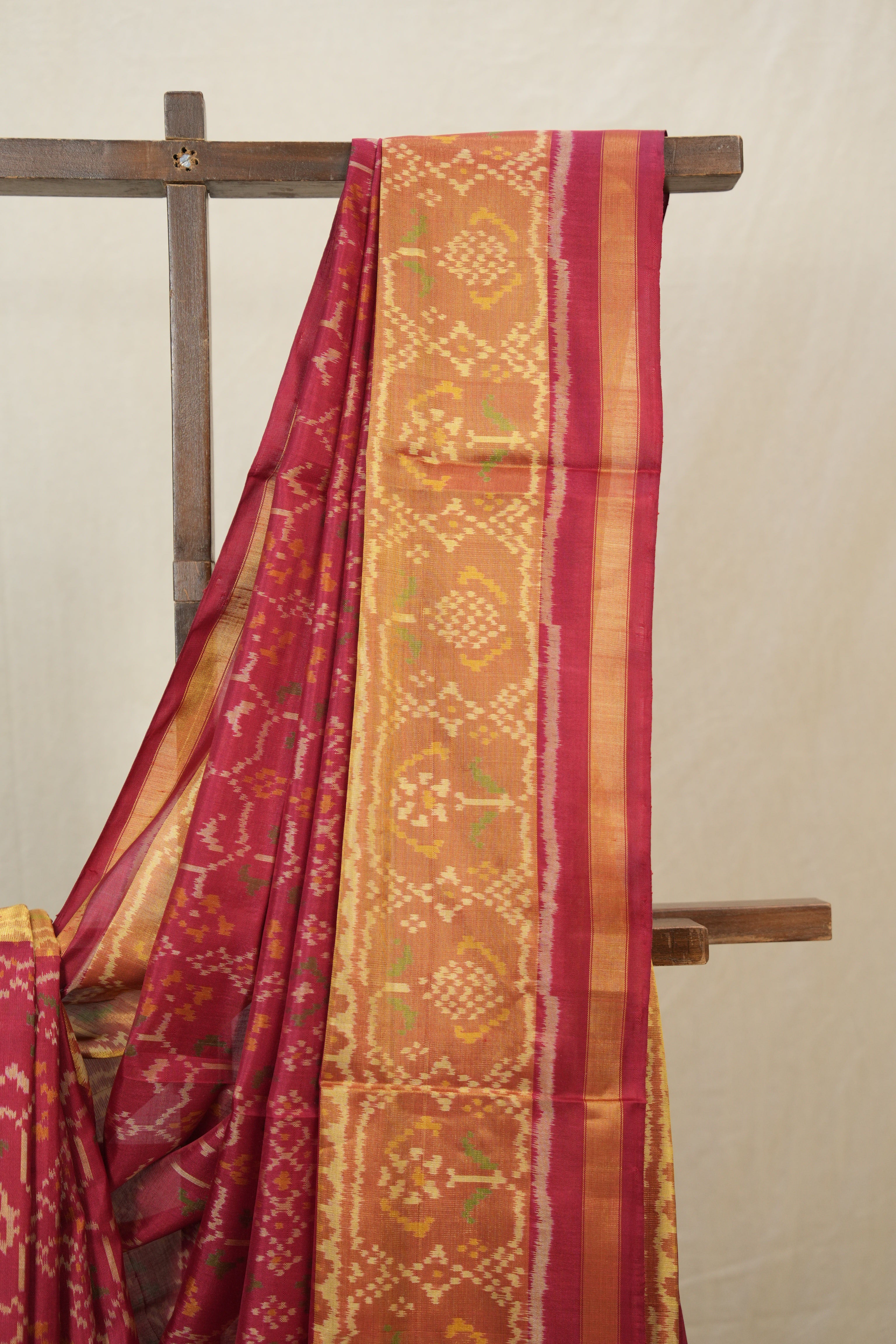 Red Rajkot Patola Silk Saree - SRRRPSS571