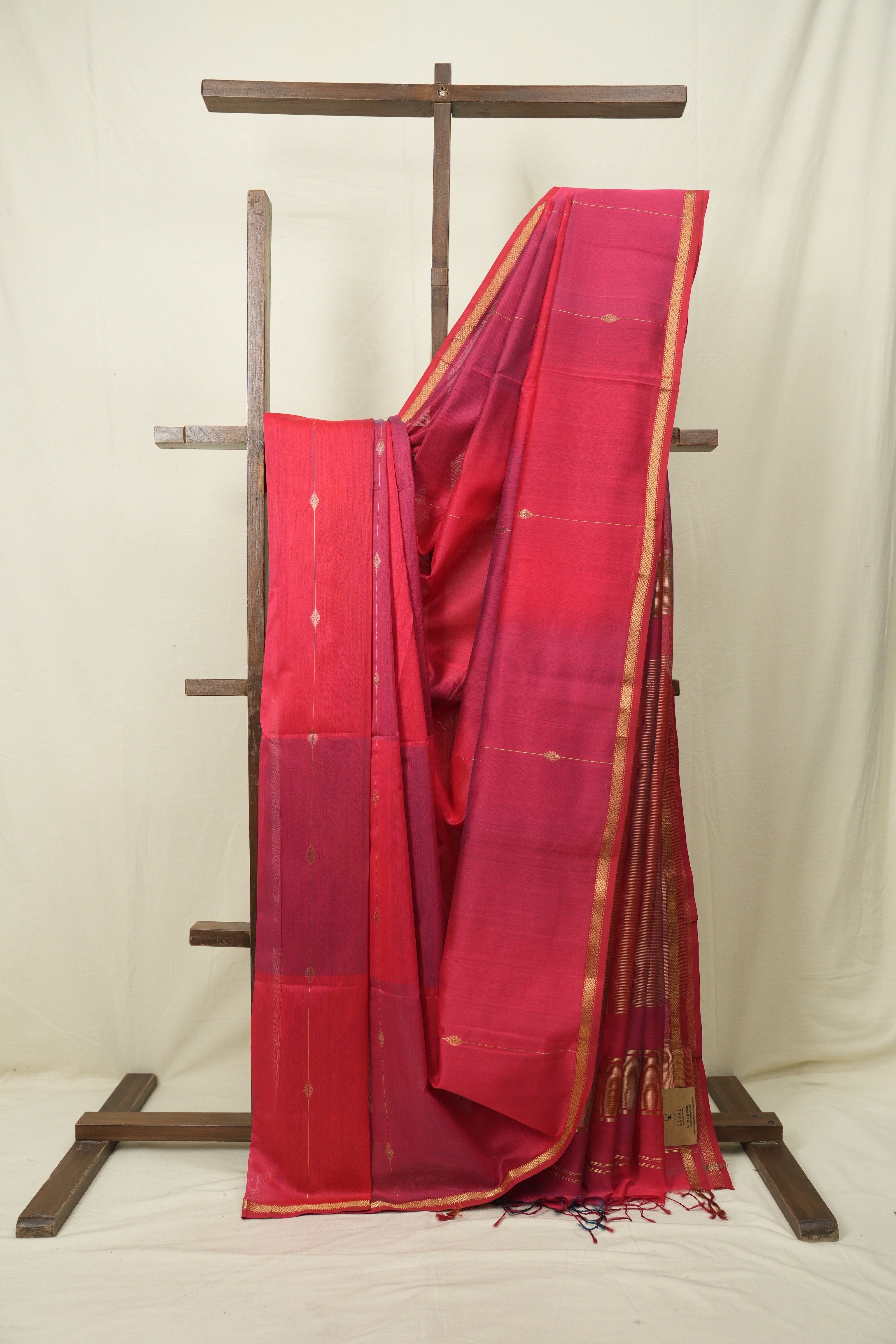 Red Maheshwari Saree - SRRMS1263