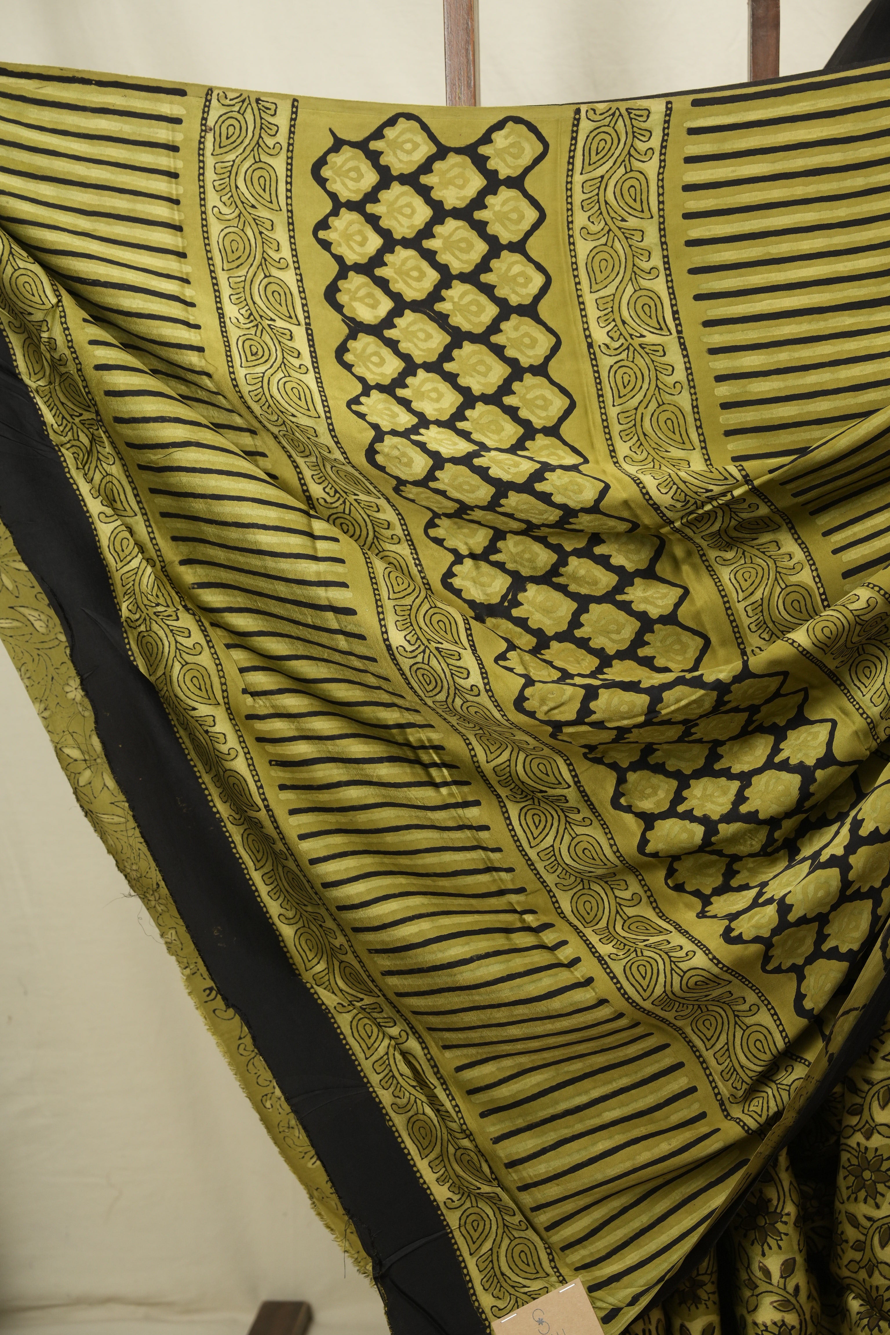Olive Green Modal Silk Saree -SROGMSS769