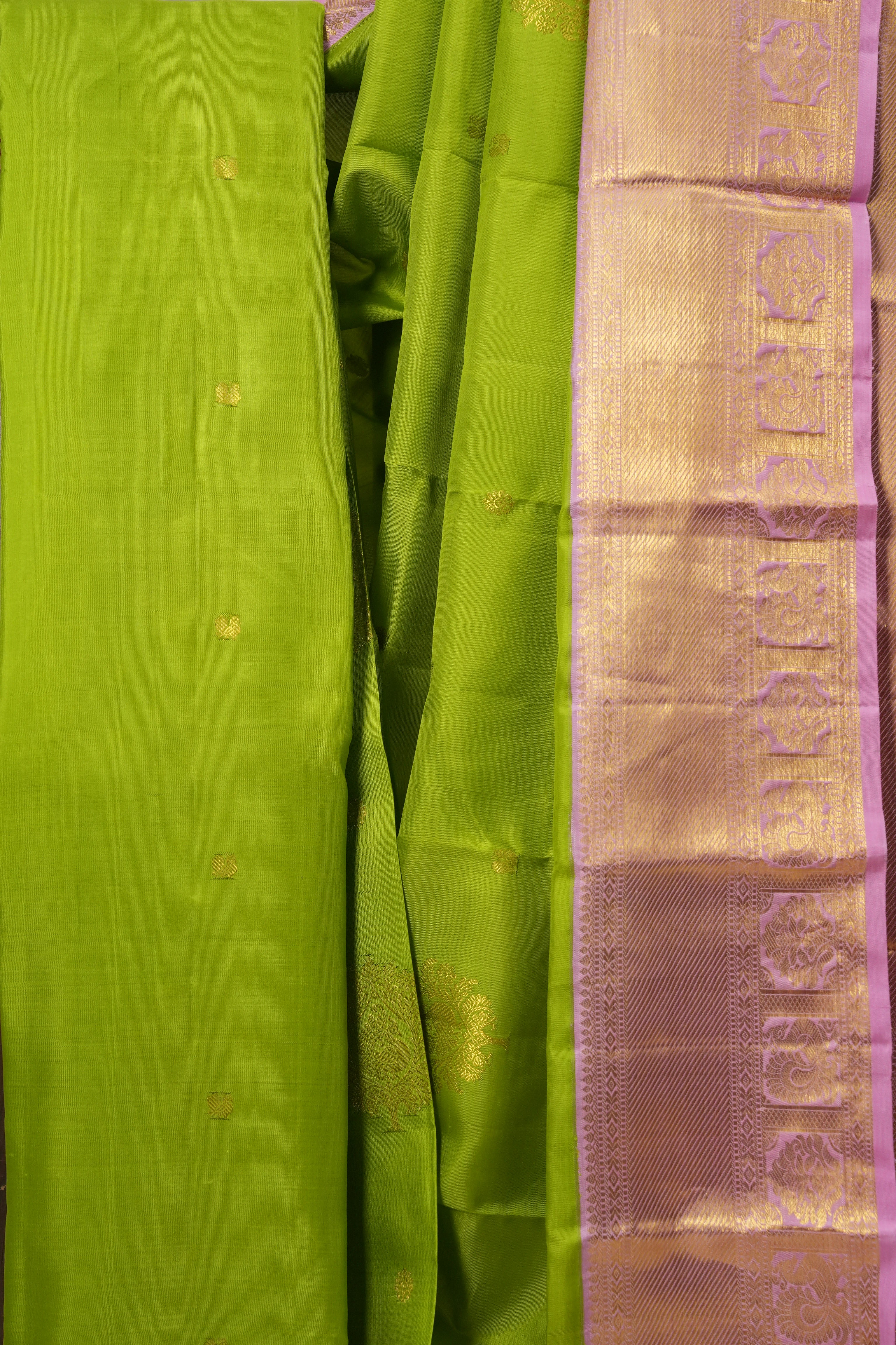 Parrot Green Kanjeevaram Silk Saree - SRPGKSS945