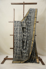 Grey HBP Cotton Silk Saree With Maheshwari Border - SRGCSS1386