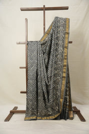 Grey HBP Cotton Silk Saree With Maheshwari Border - SRGCSS1385