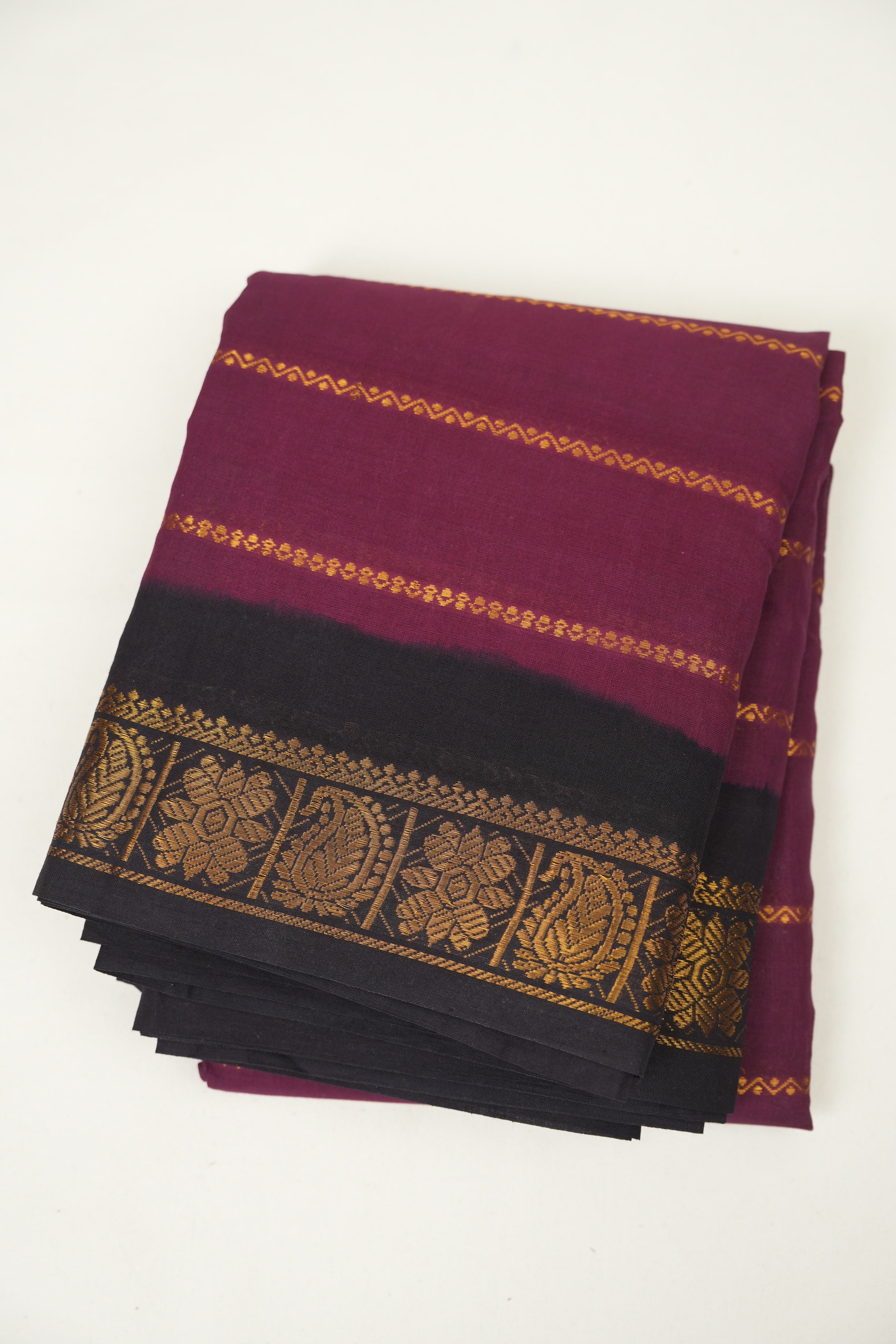 Magenta Sungudi Cotton Saree - SRMSCS113