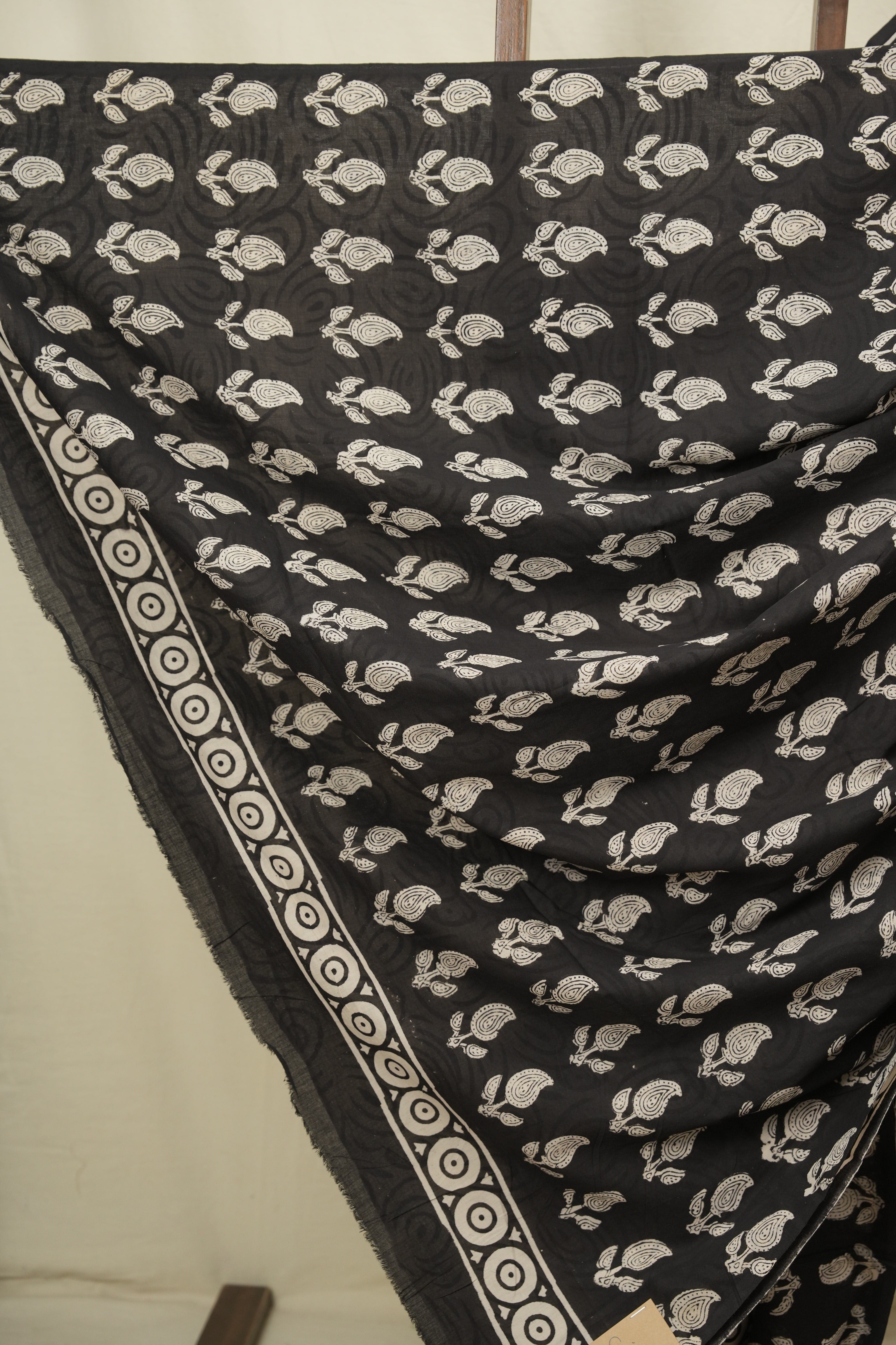 Cream HBP Cotton Saree - SRCCS3781