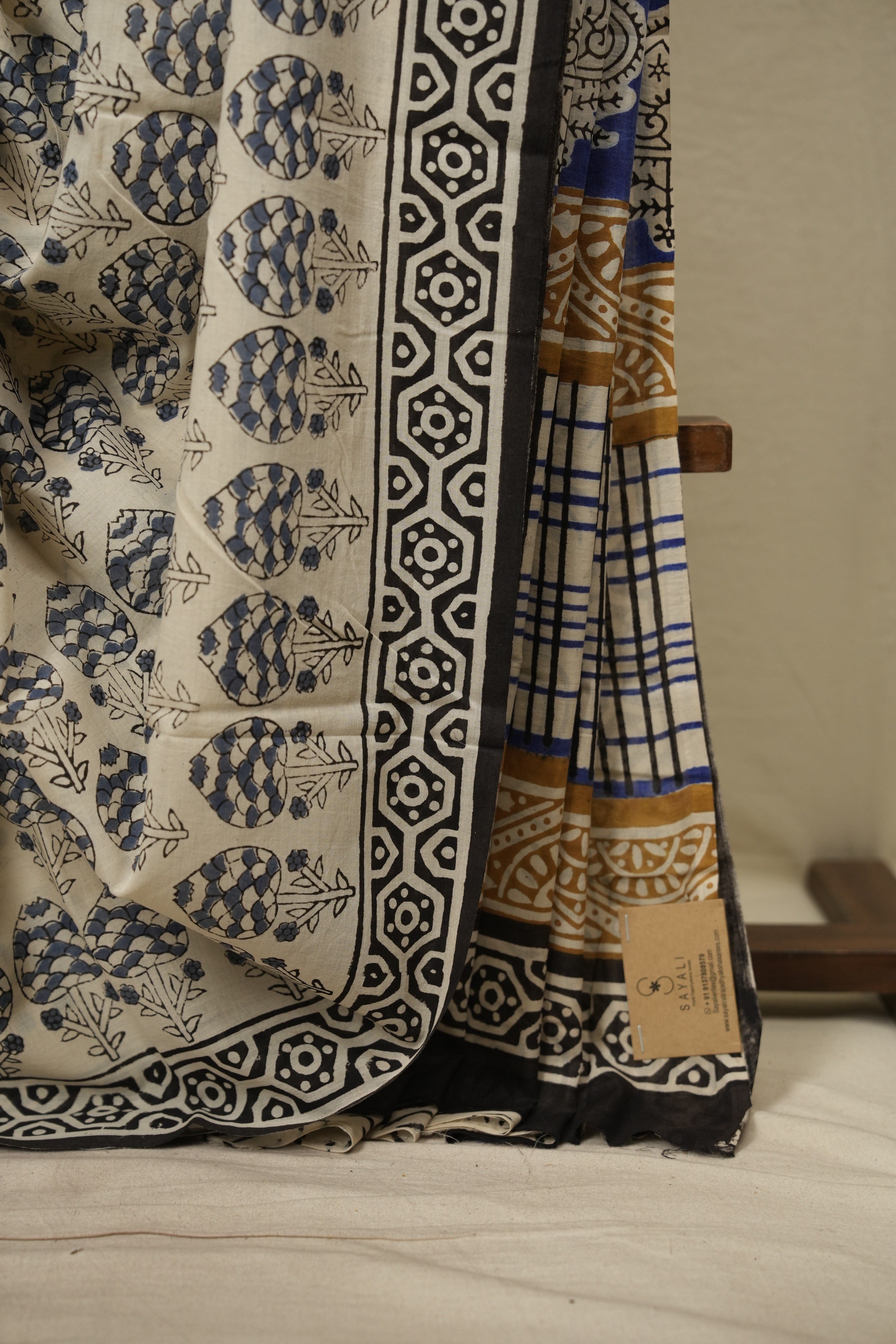 Off White HBP Cotton Saree - SROWCS3795