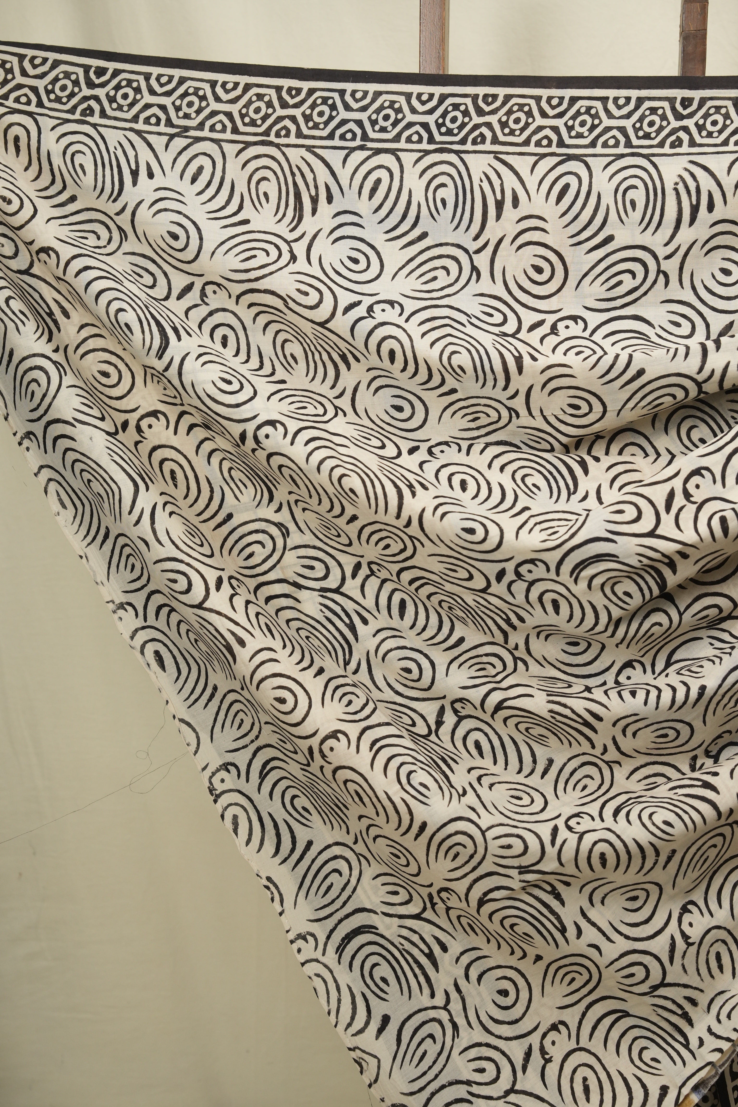 Off White HBP Cotton Saree - SROWCS3795