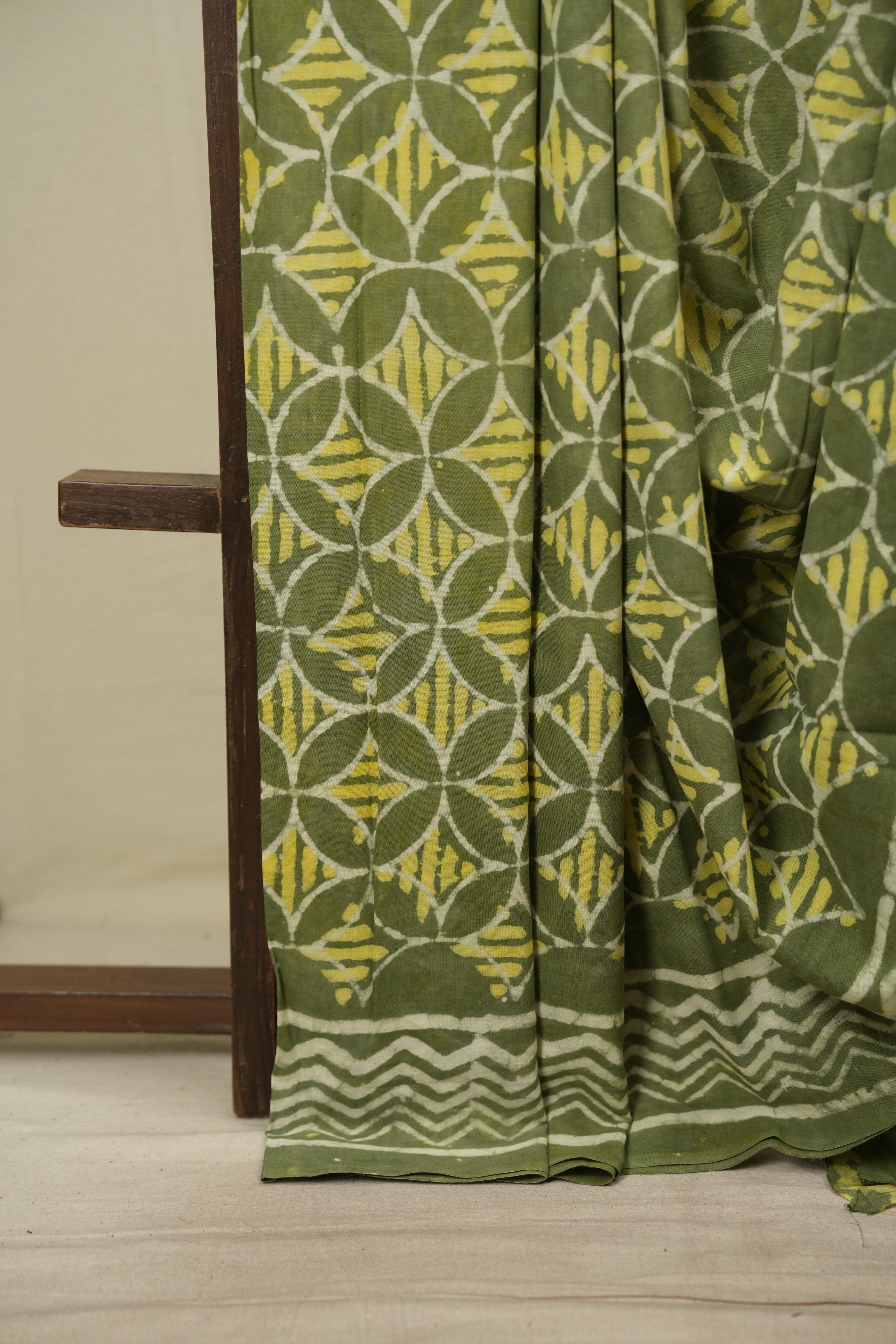 Green HBP Cotton Saree - SRGCS3793