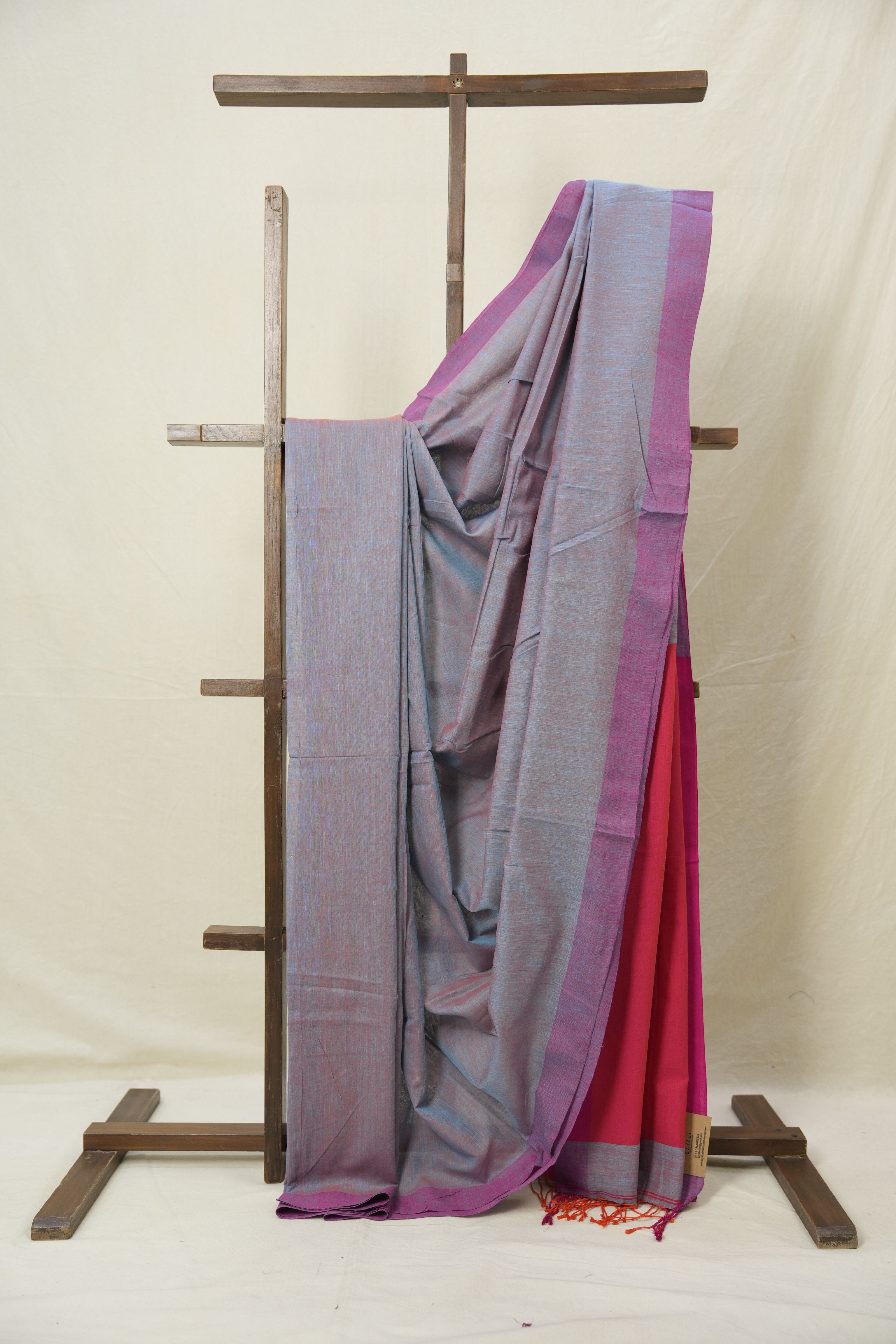 Red & Pink Bengal Cotton Saree - SRMPBCS141