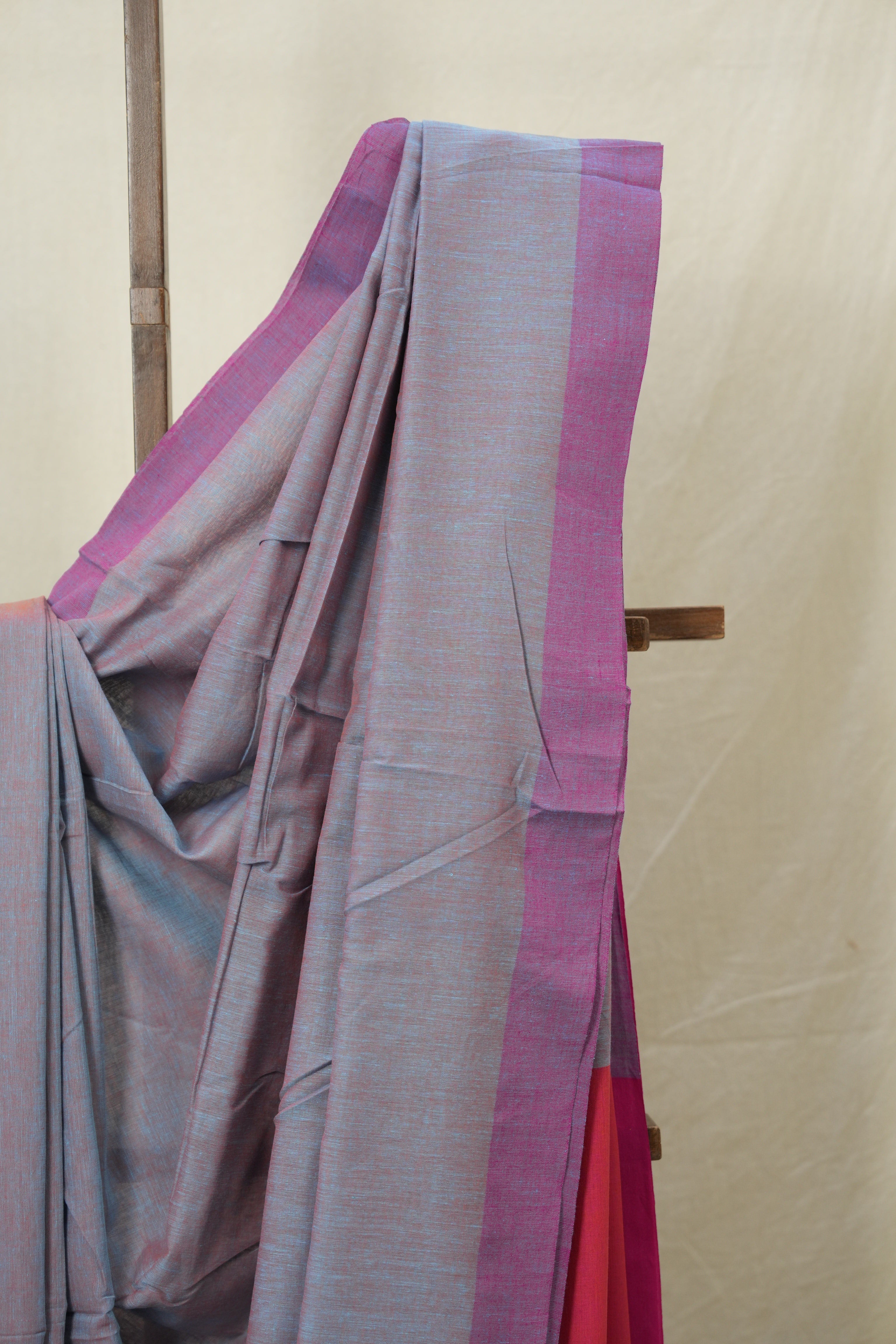 Red & Pink Bengal Cotton Saree - SRMPBCS141