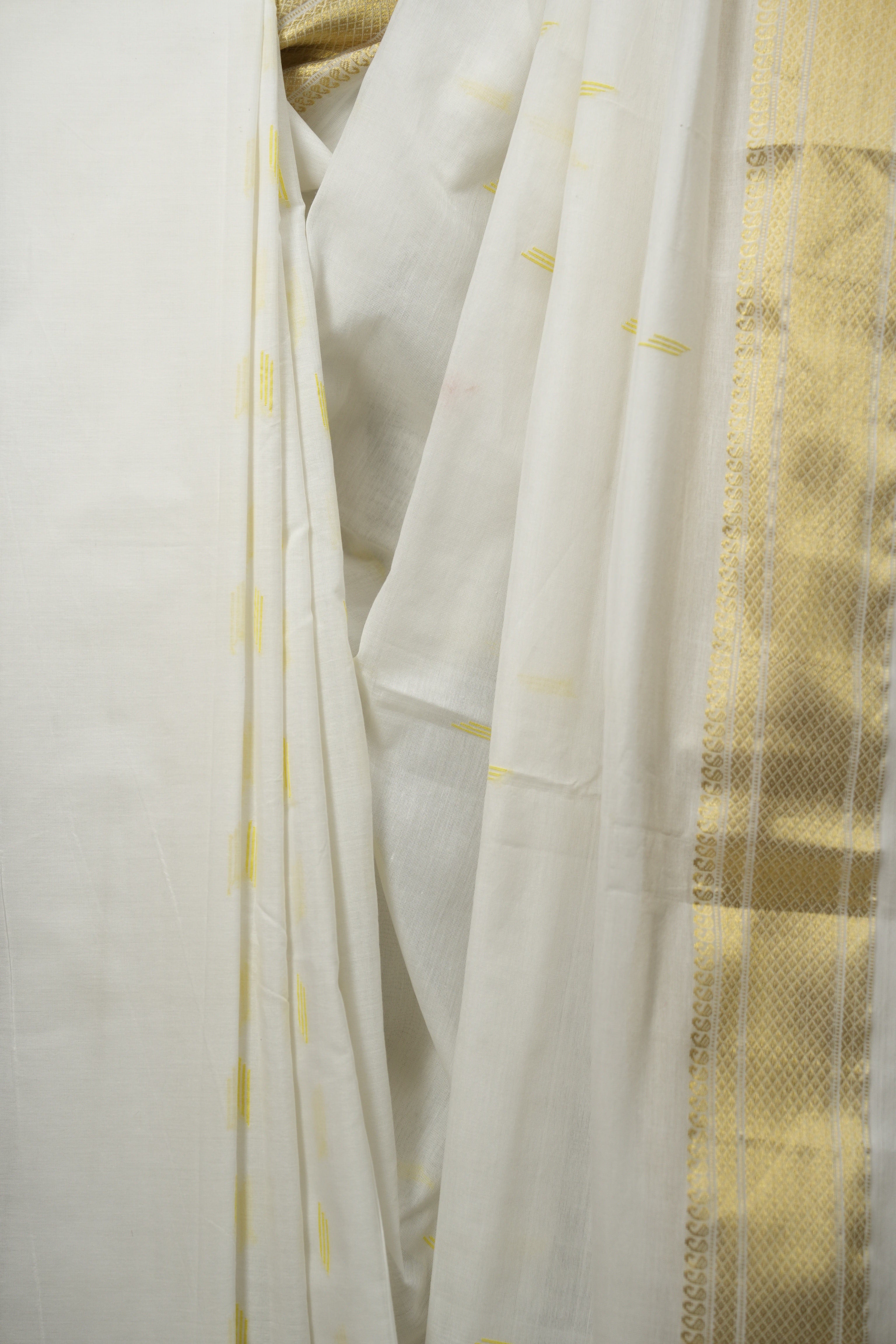 White Cotton Paithani Saree - SRWCPS787