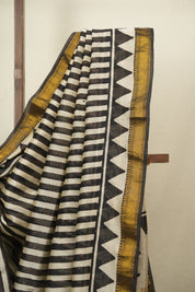 Off-White-Black HBP Cotton Silk Saree With Maheshwari Border - SROWBCSS1832