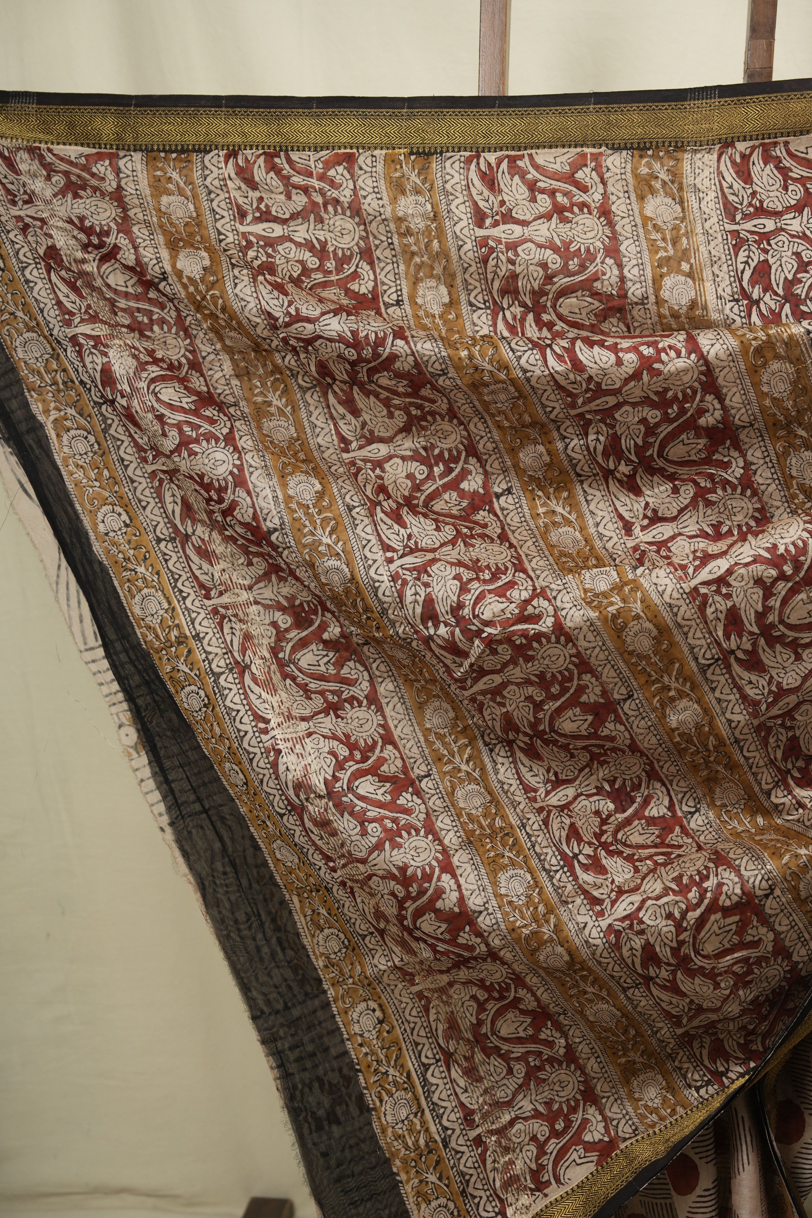 Cream HBP Cotton Silk Saree With Maheshwari Border - SRCCSS1831
