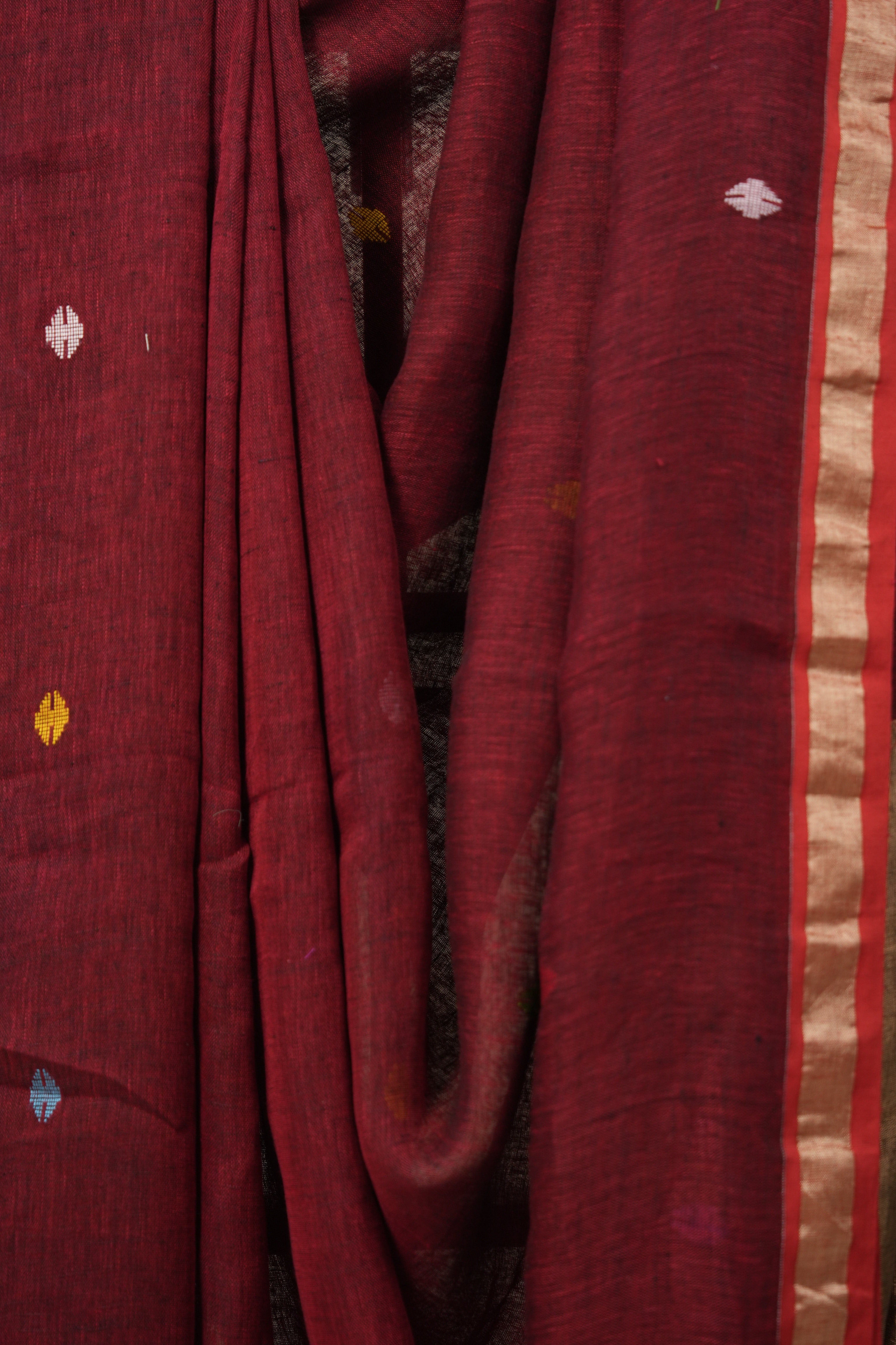 Maroon Linen Jamdani Saree - SPMLJS514