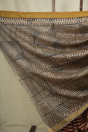 Off-White -Red HBP Cotton Silk Saree With Maheshwari Border - SROWRCSS1827