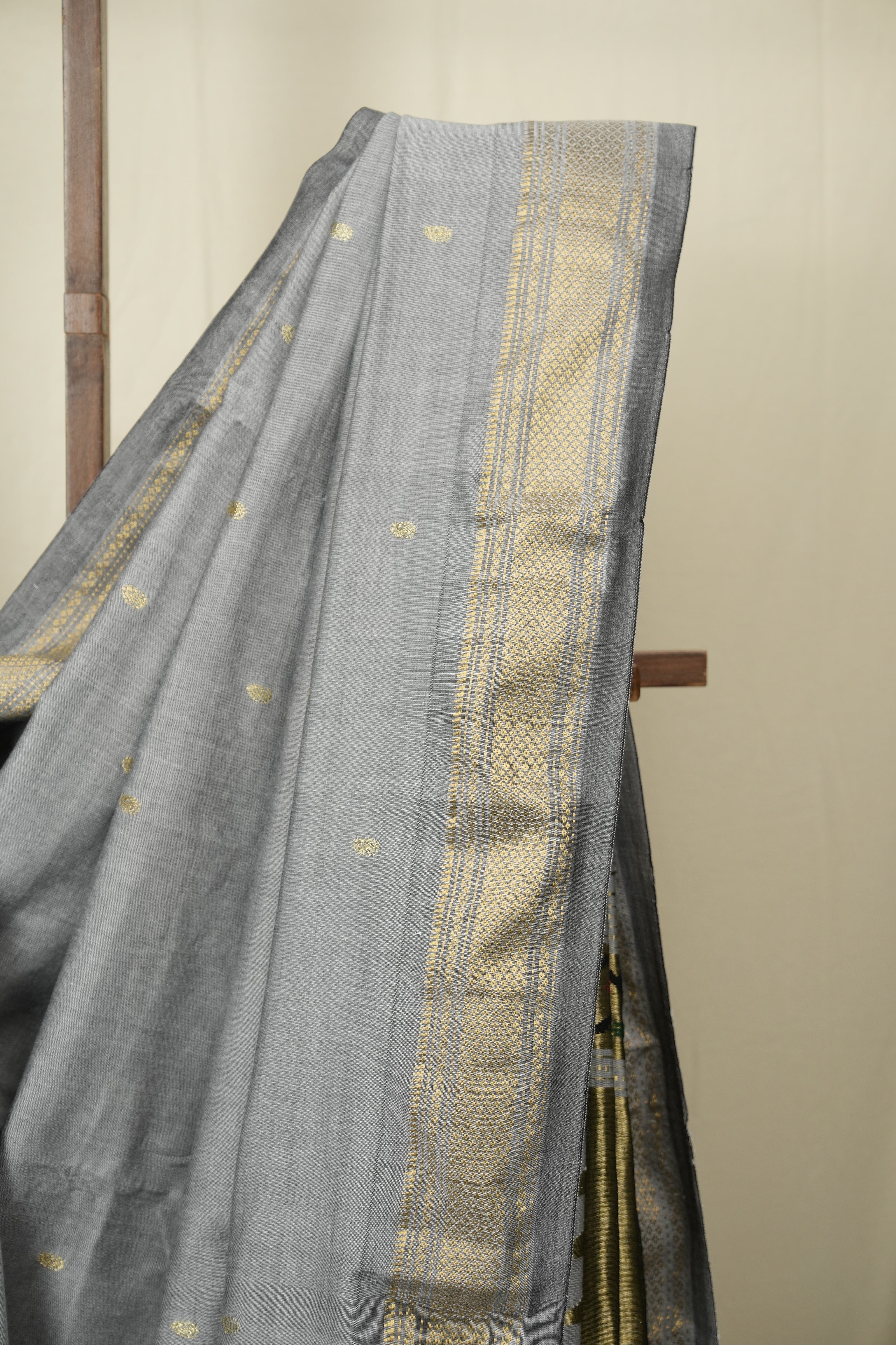 Grey Cotton Paithani Saree - SRGCPS796