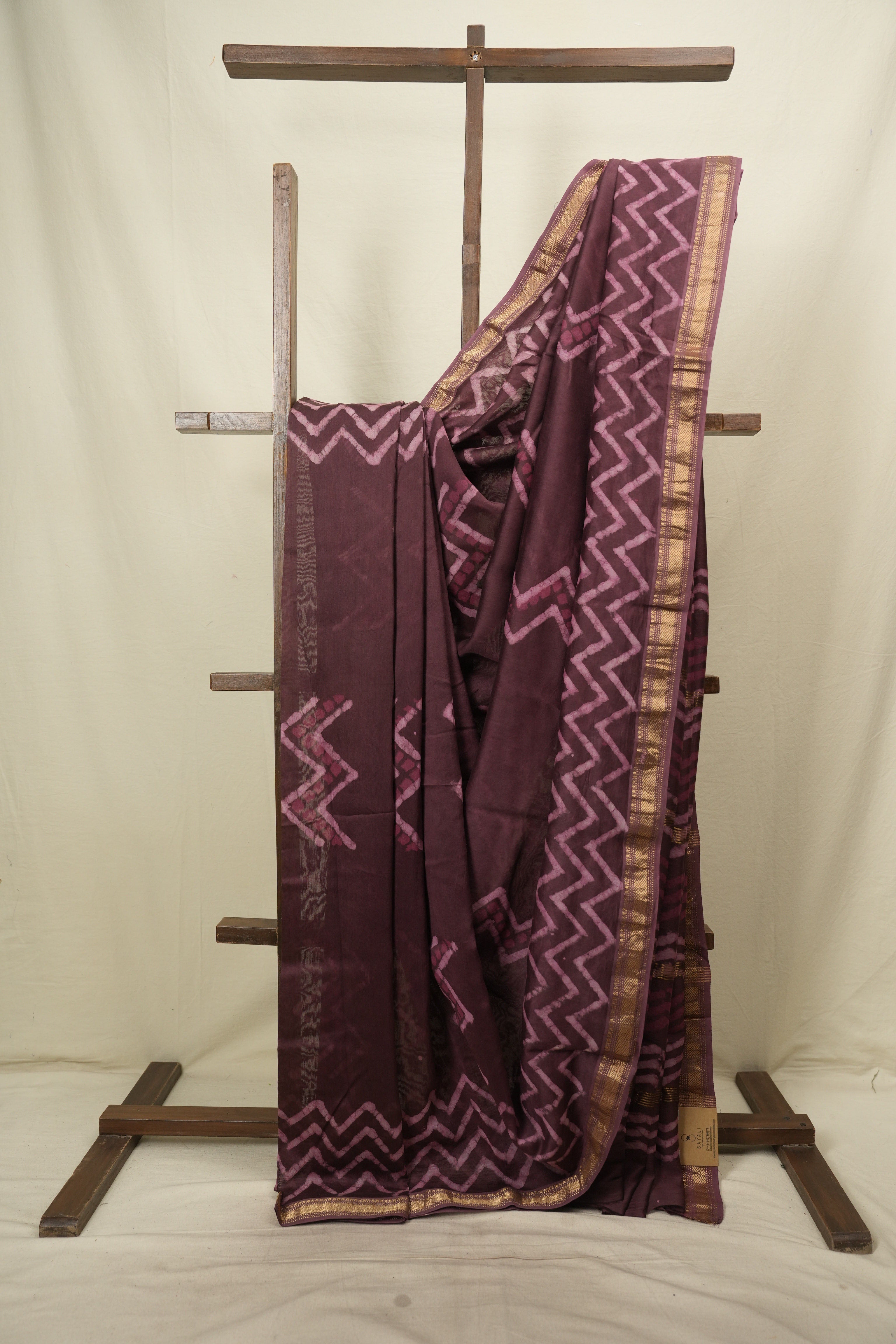 Wine HBP Cotton Silk Saree With Maheshwari Border - SRWCSS1828