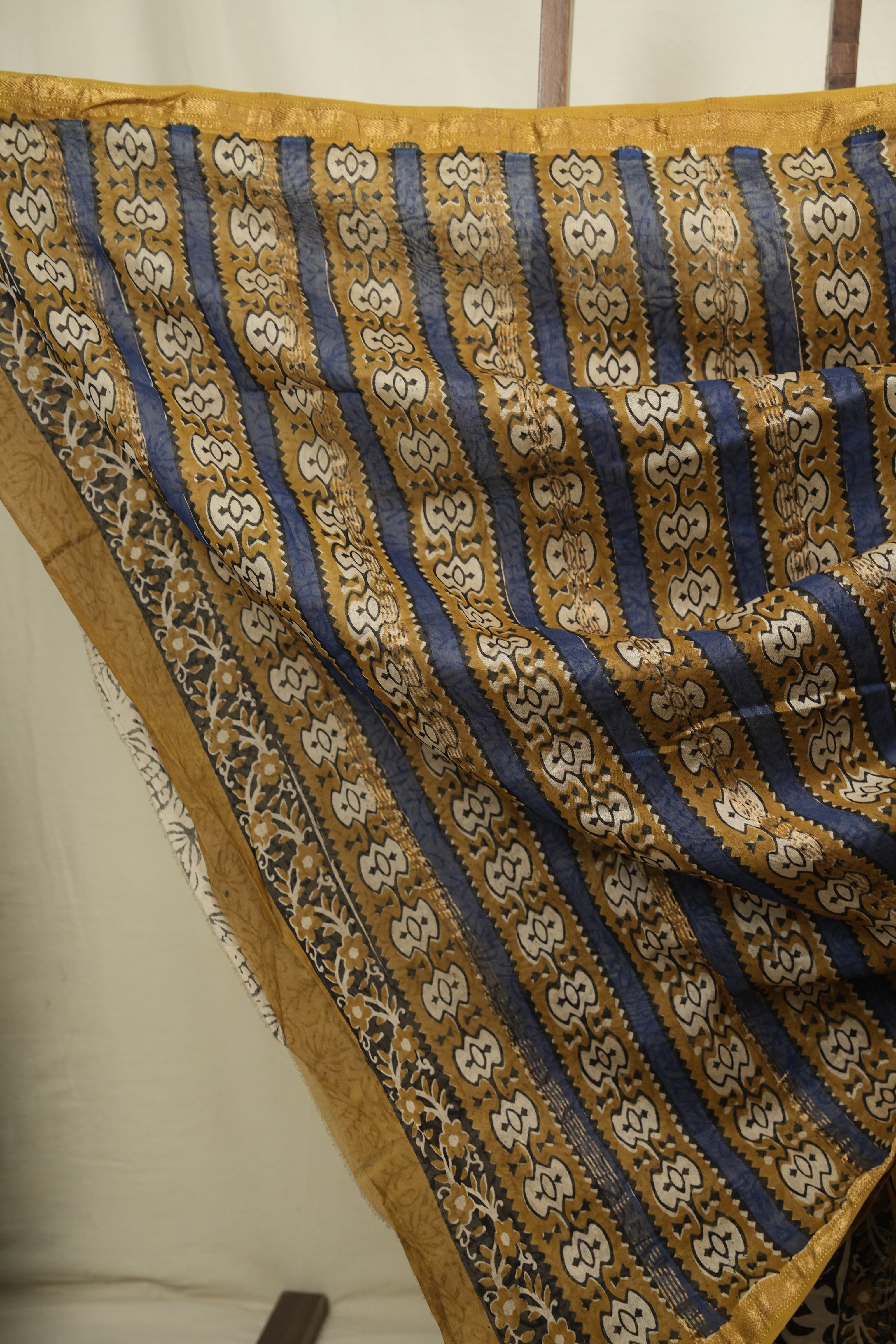 Black - Blue HBP Cotton Silk Saree With Maheshwari Border - SRBCSS1821