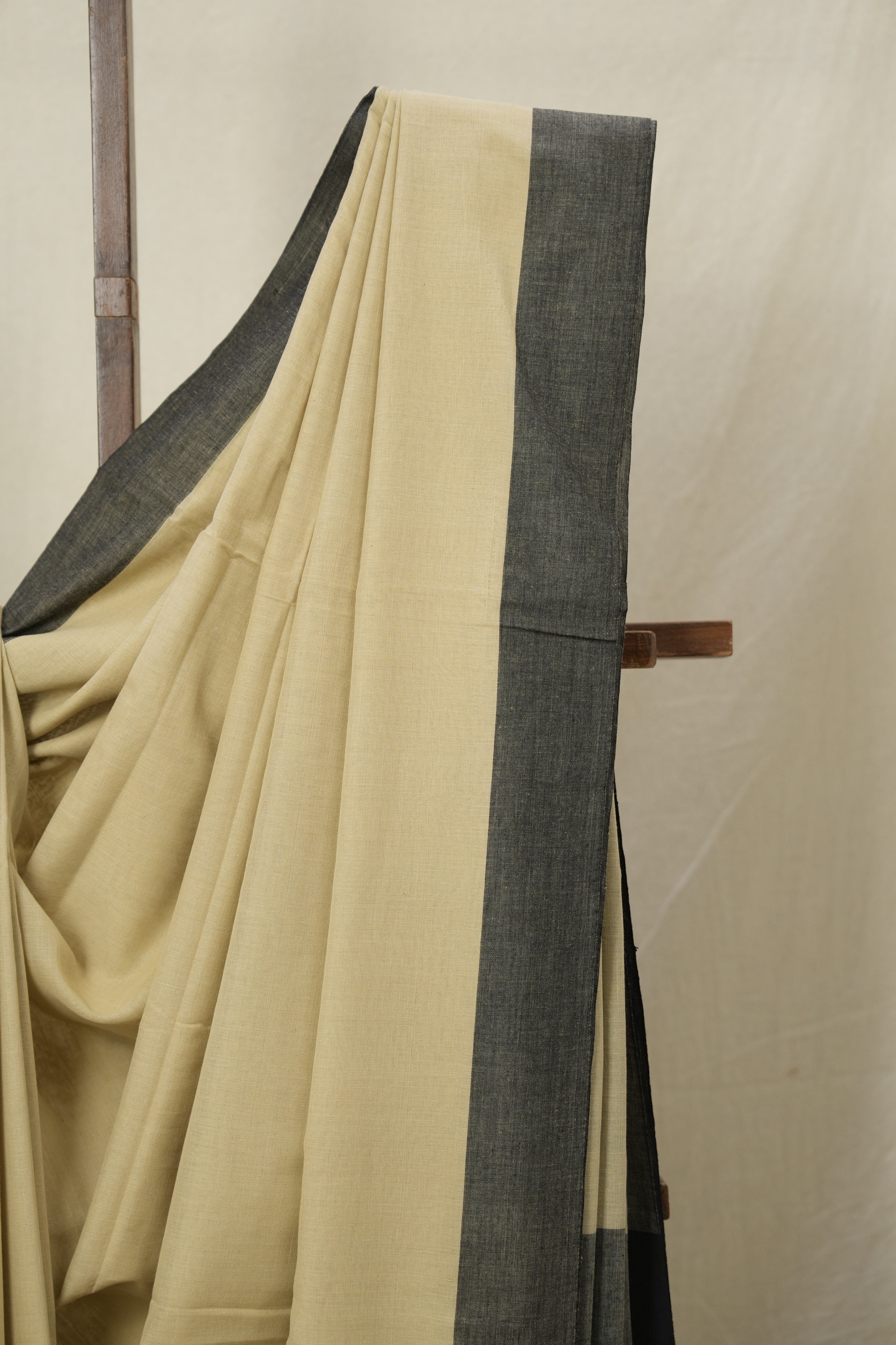 Beige Bengal Cotton Saree - SRBBCS143