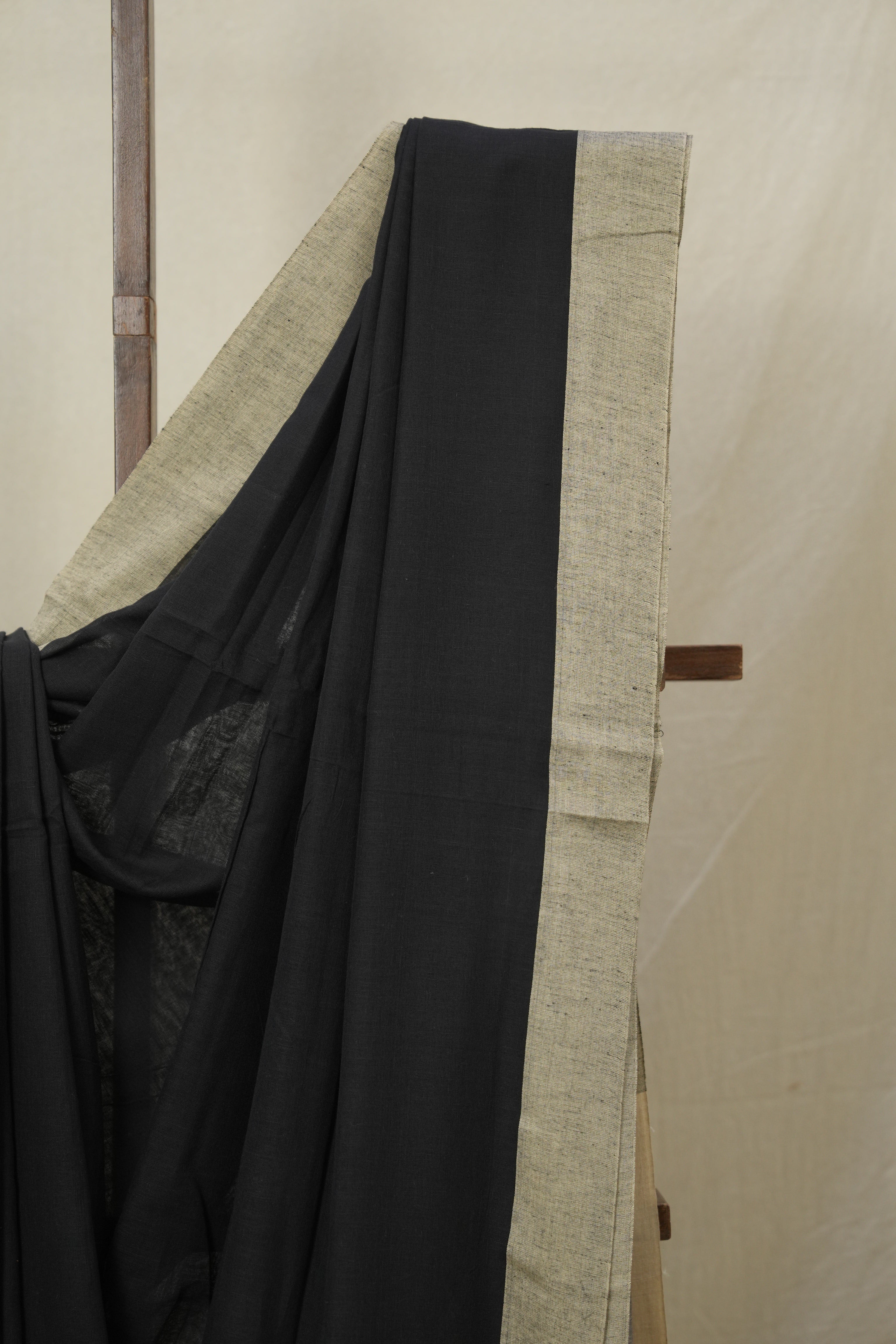 Black Bengal Cotton Saree - SRBBCS144