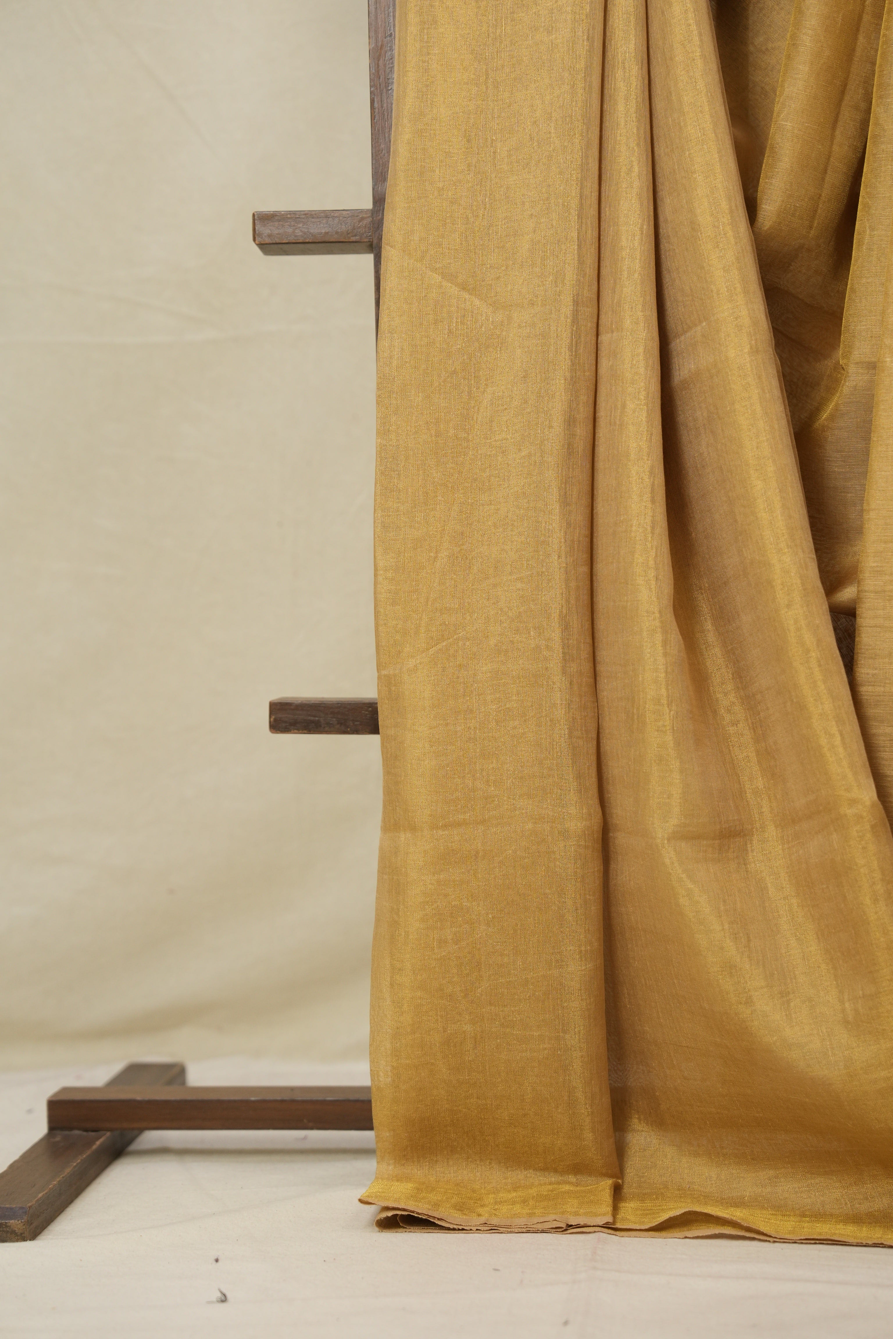 Golden Plain Tissue Linen Saree With Tassels - SRGPTLS286