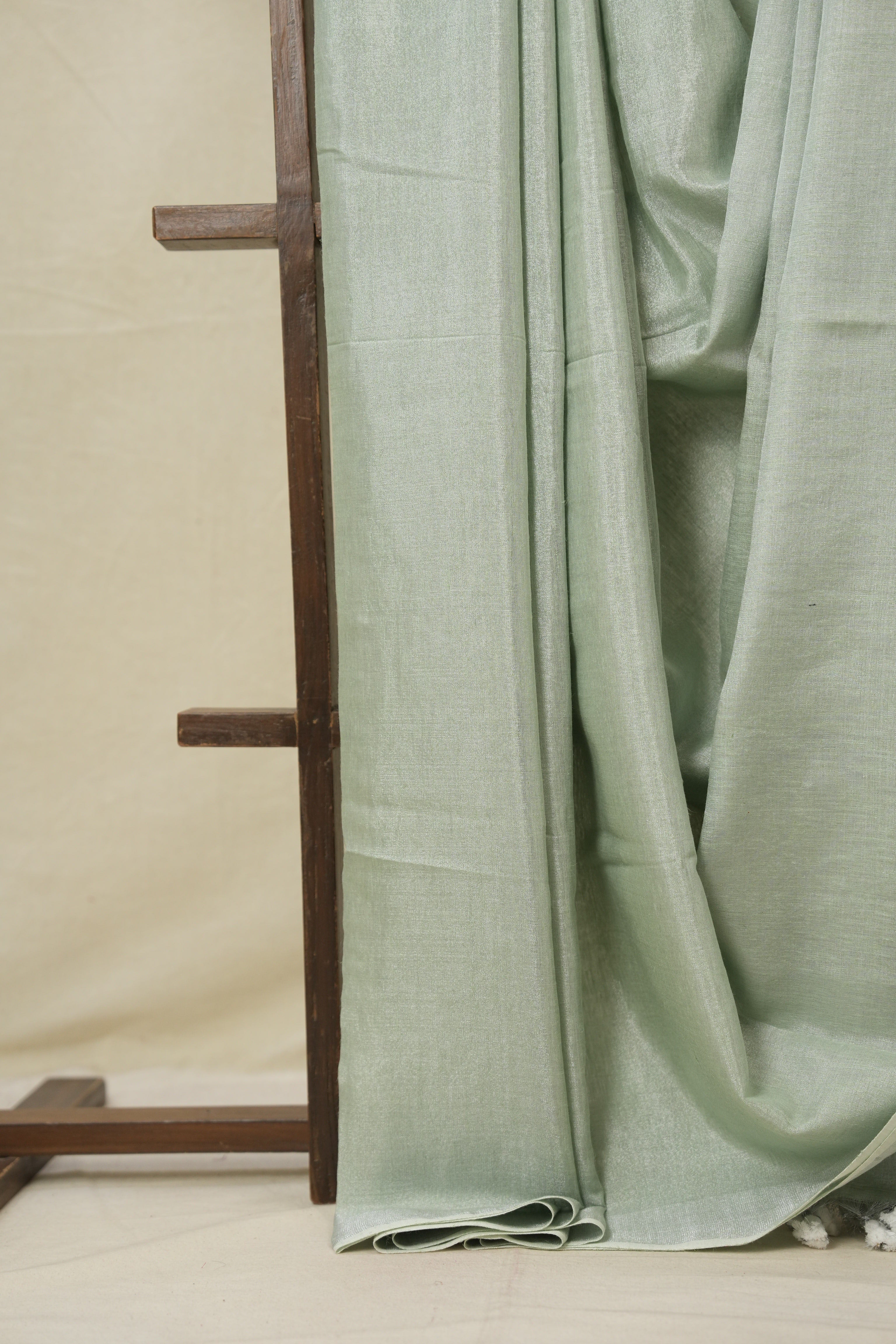 Mint Green Plain Tissue Linen Saree With Tassels - SRMGPTLS292