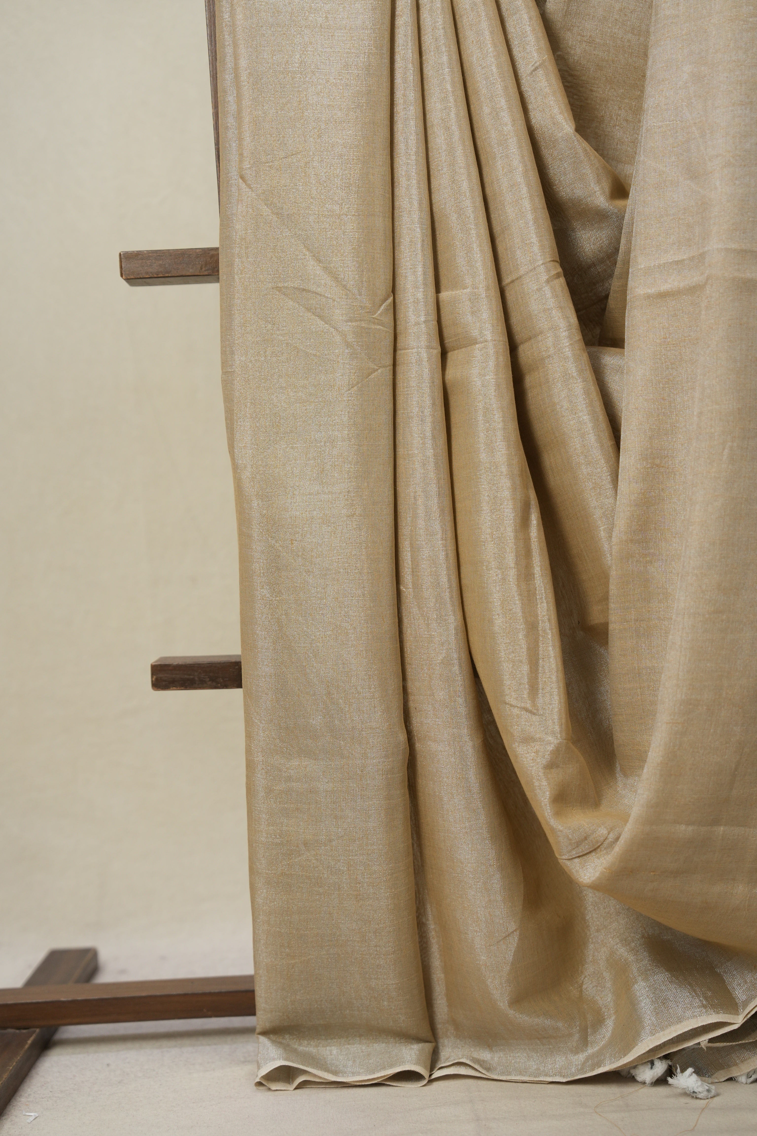 Metallic Beige Tissue Linen Saree With Tassels - SRMBTLS273