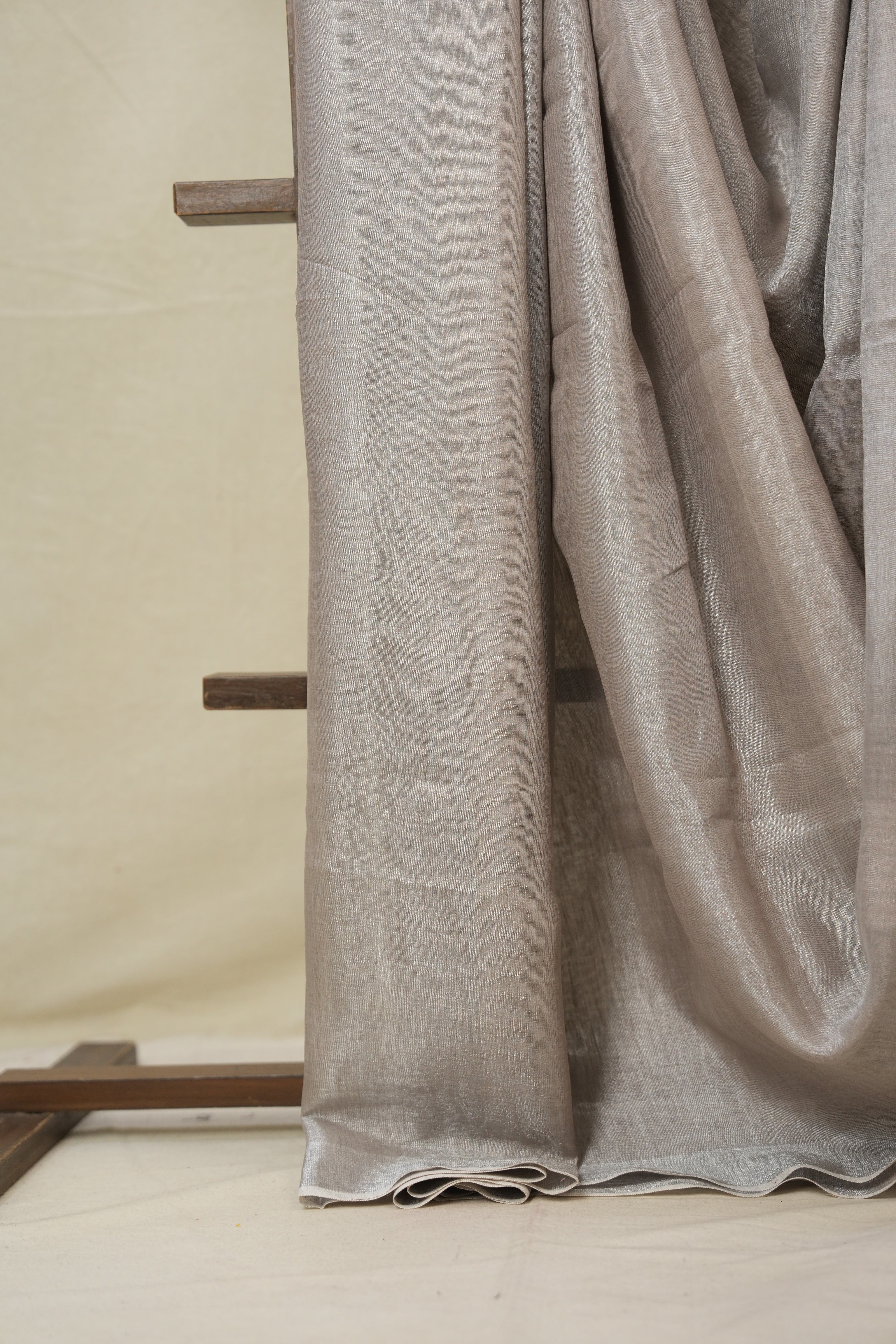 Light Mauve Plain Tissue Linen Saree With Tassels - SRLMPTLS298