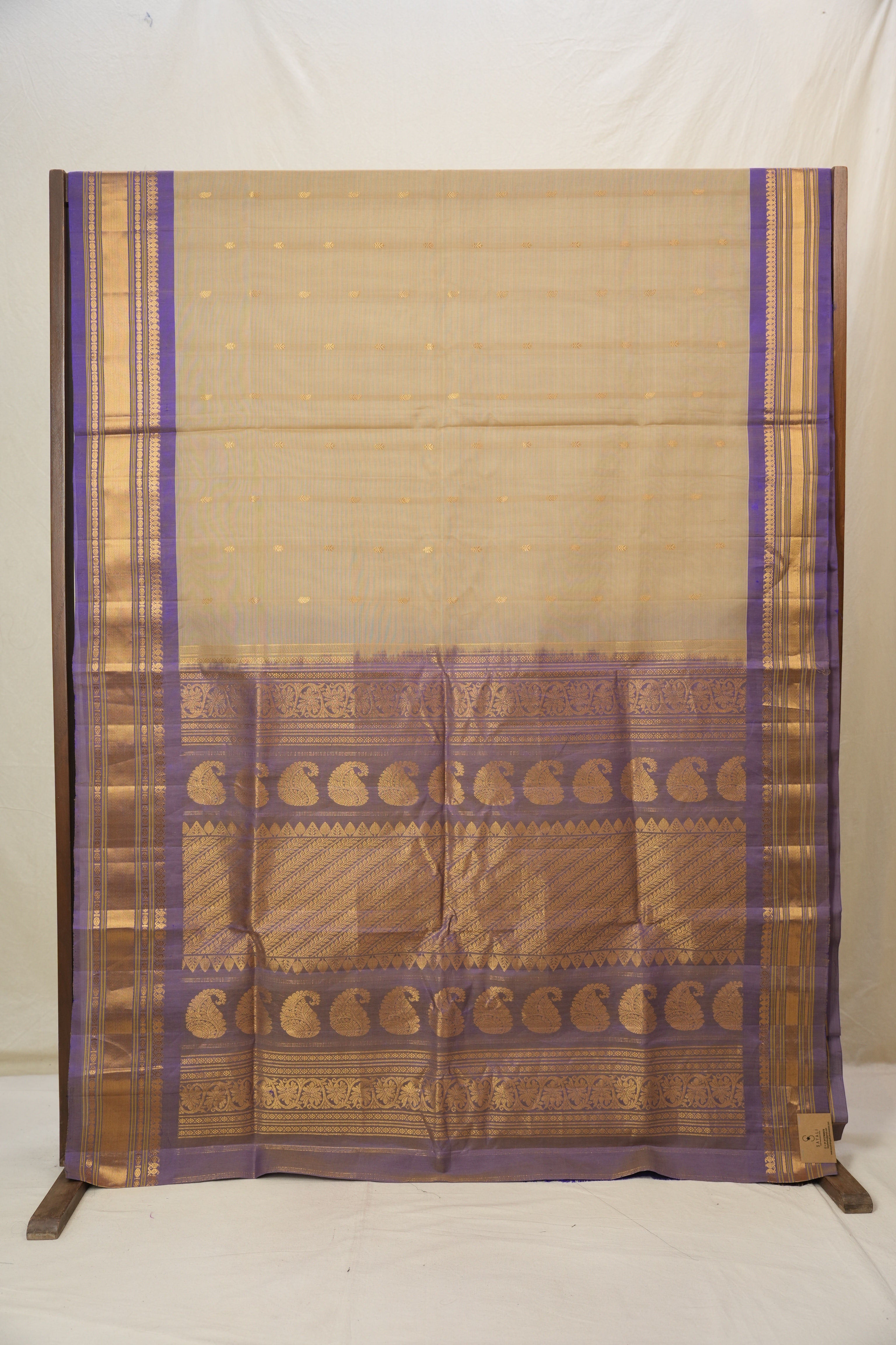 Sand Beige Gadwal Cotton Silk Saree - SRSBGCSS191