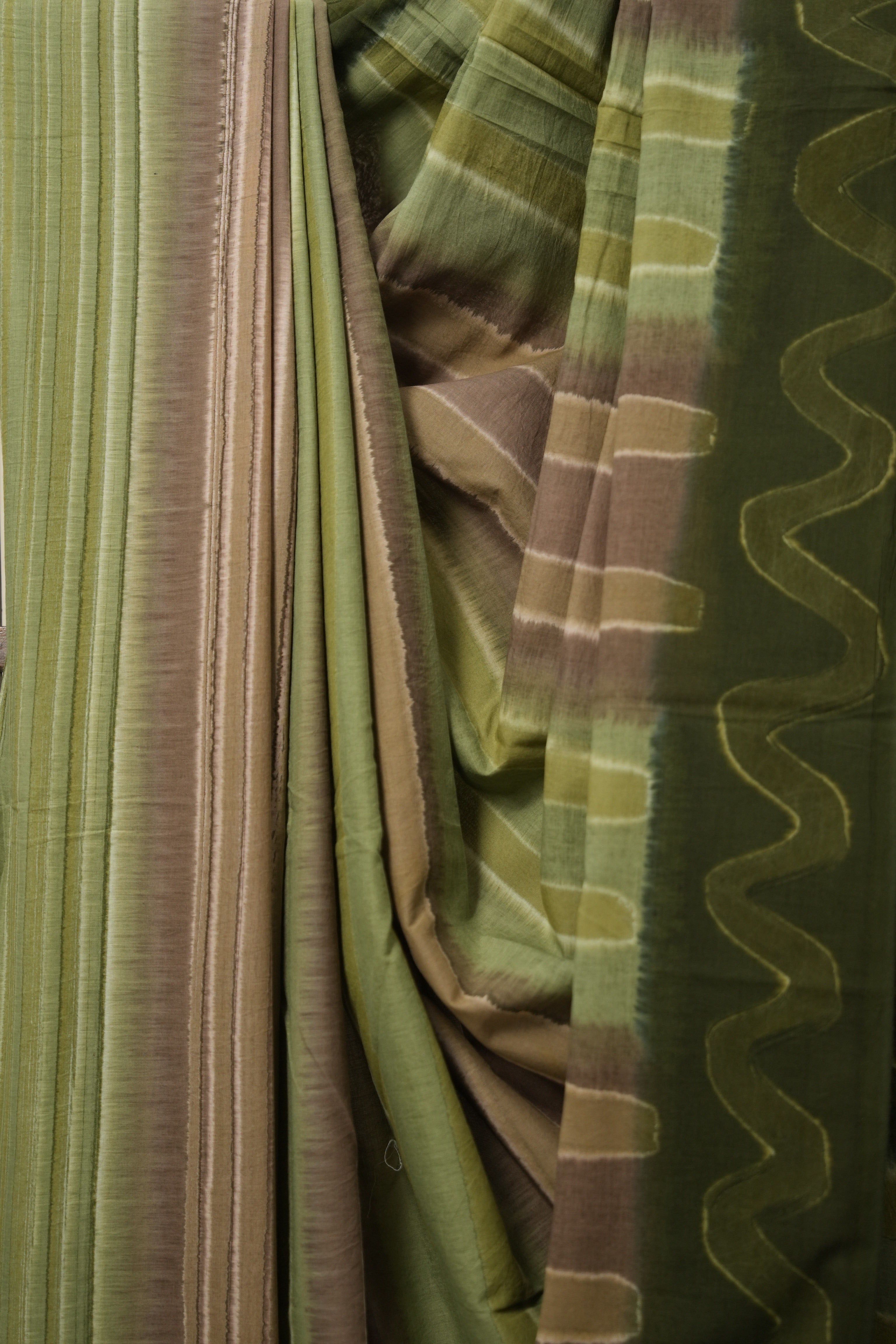 Green Pink Cotton Saree - SRGPCS3073