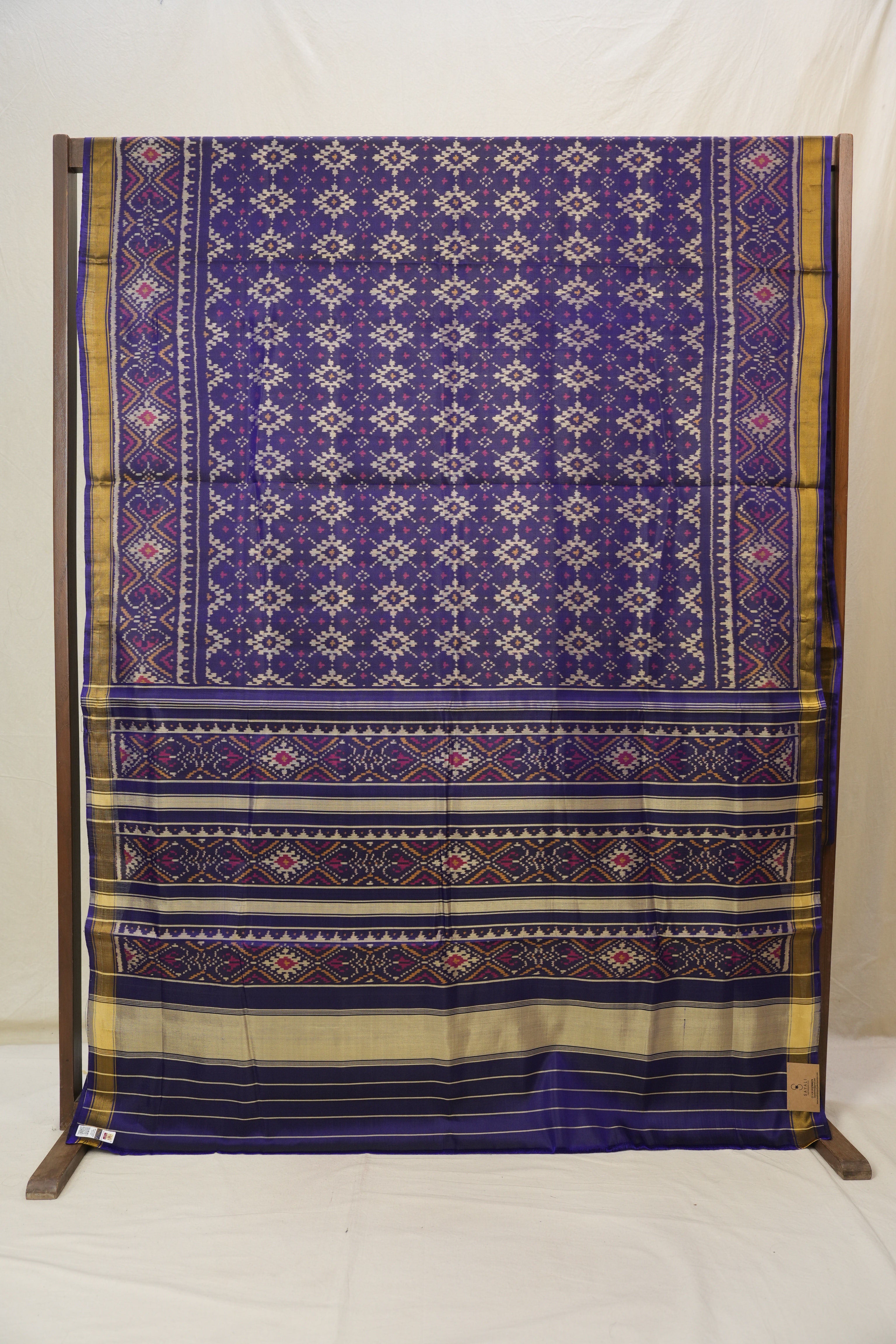 Voilet  Rajkot Patola Silk Saree - SRVRPSS575