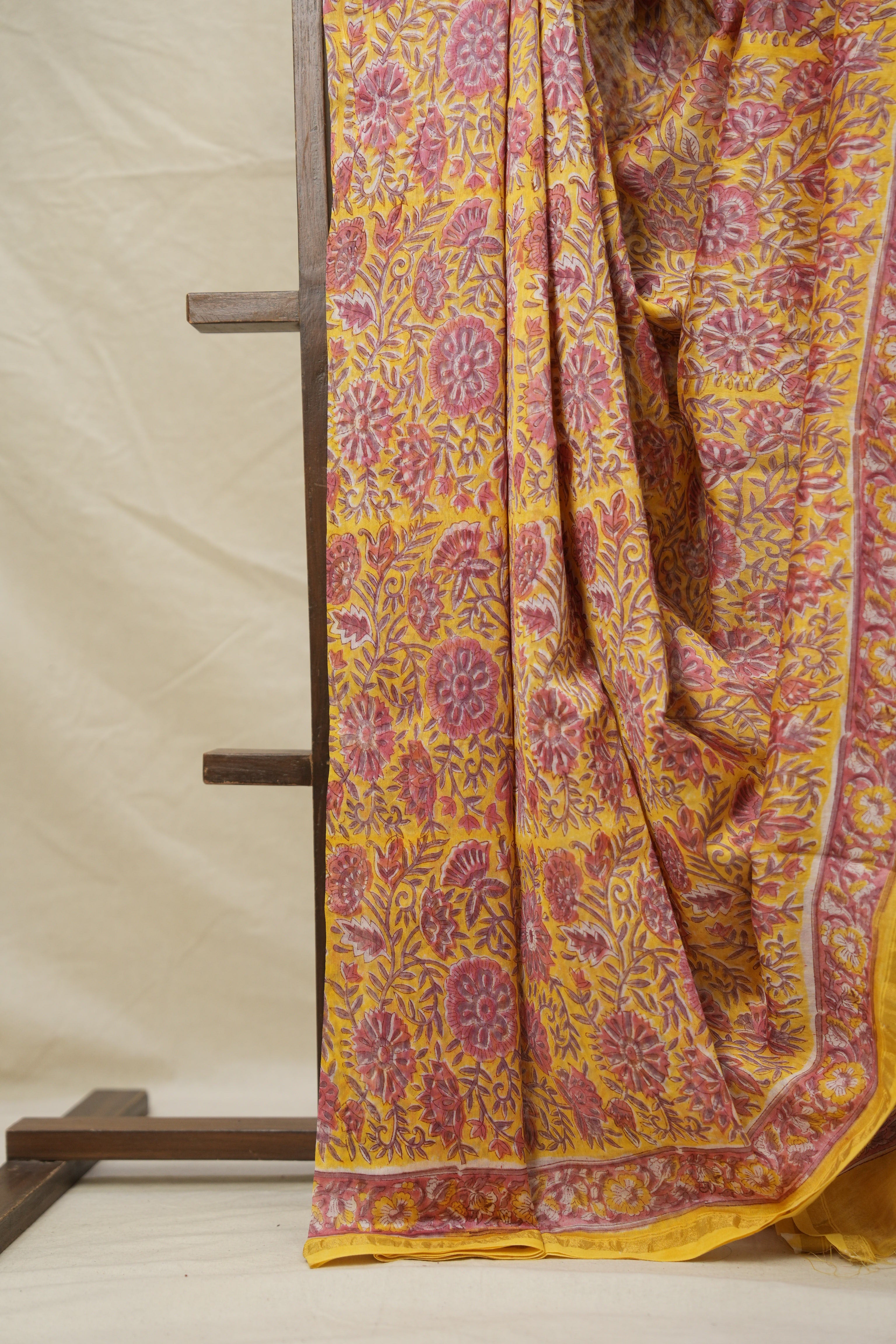 White Pink HBP Cotton Silk Saree With Chanderi Border - SRWPCSS1395