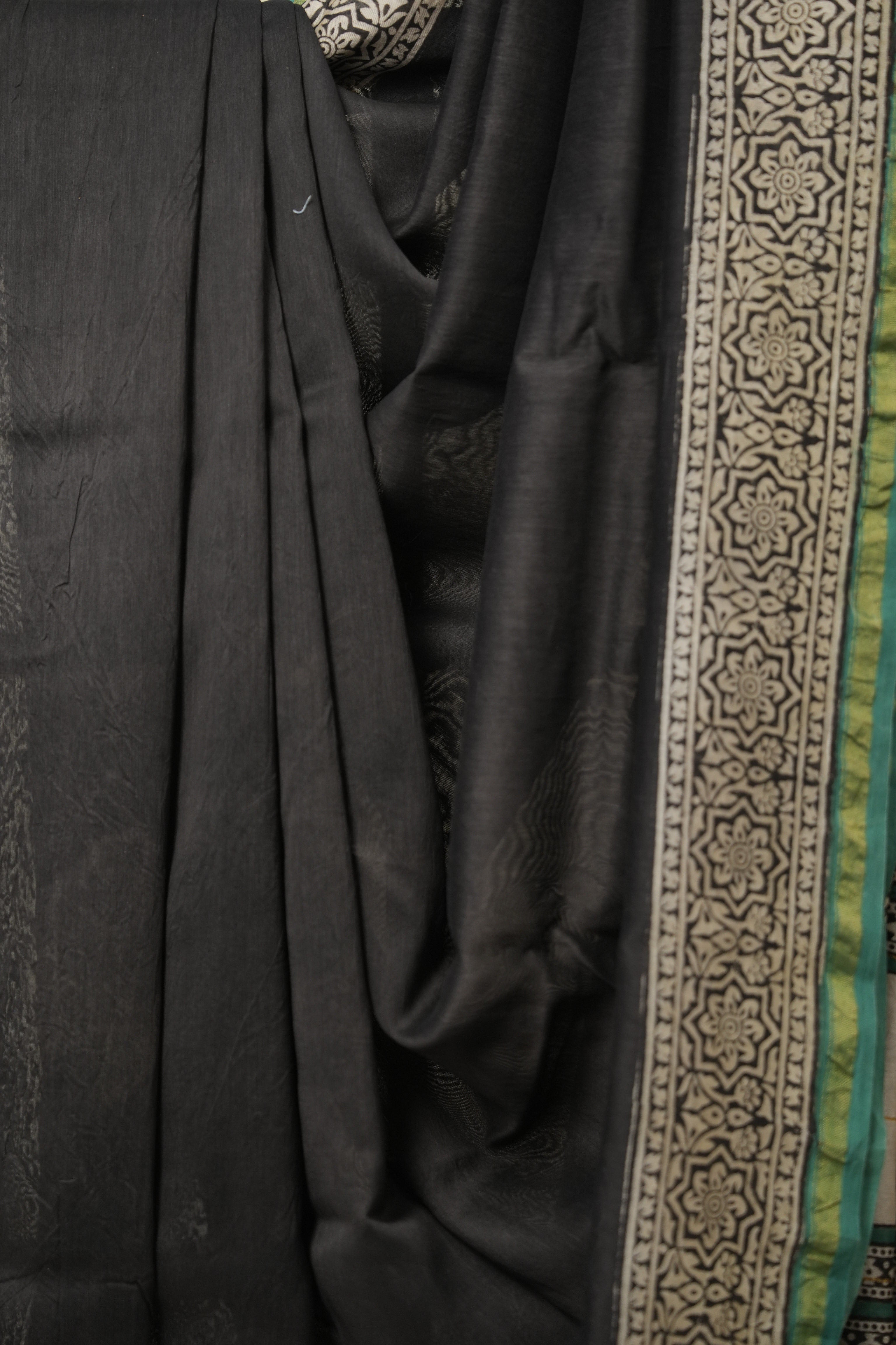 Black Green HBP Cotton Silk Saree With Chanderi Border - SRBGCSS1391