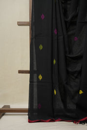 Black Mul Bengal Cotton Jamdani Saree - SRBMBCJS188