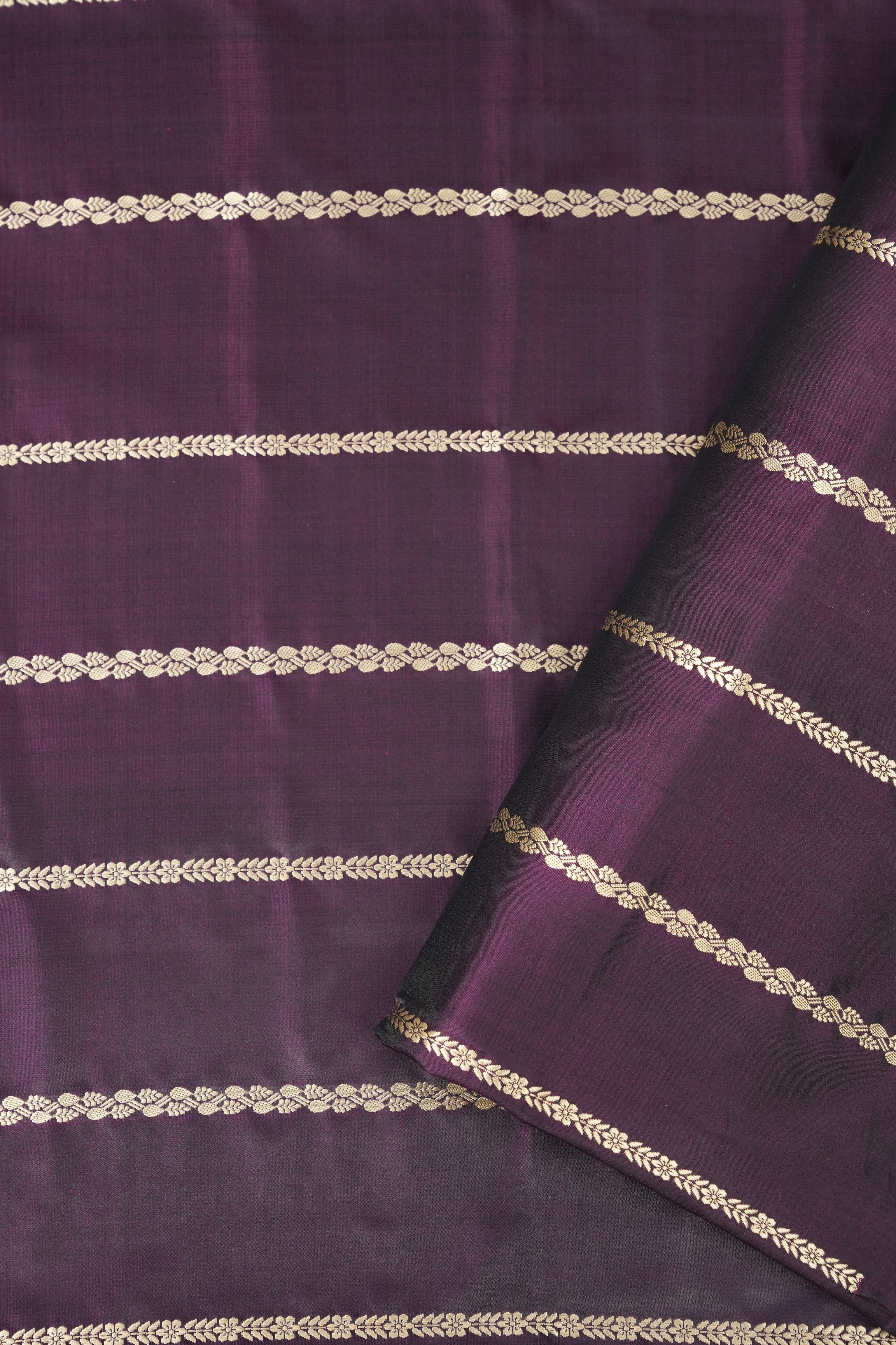 Sindhu Banarasi Silk Saree - Saavari - SSSBSS38