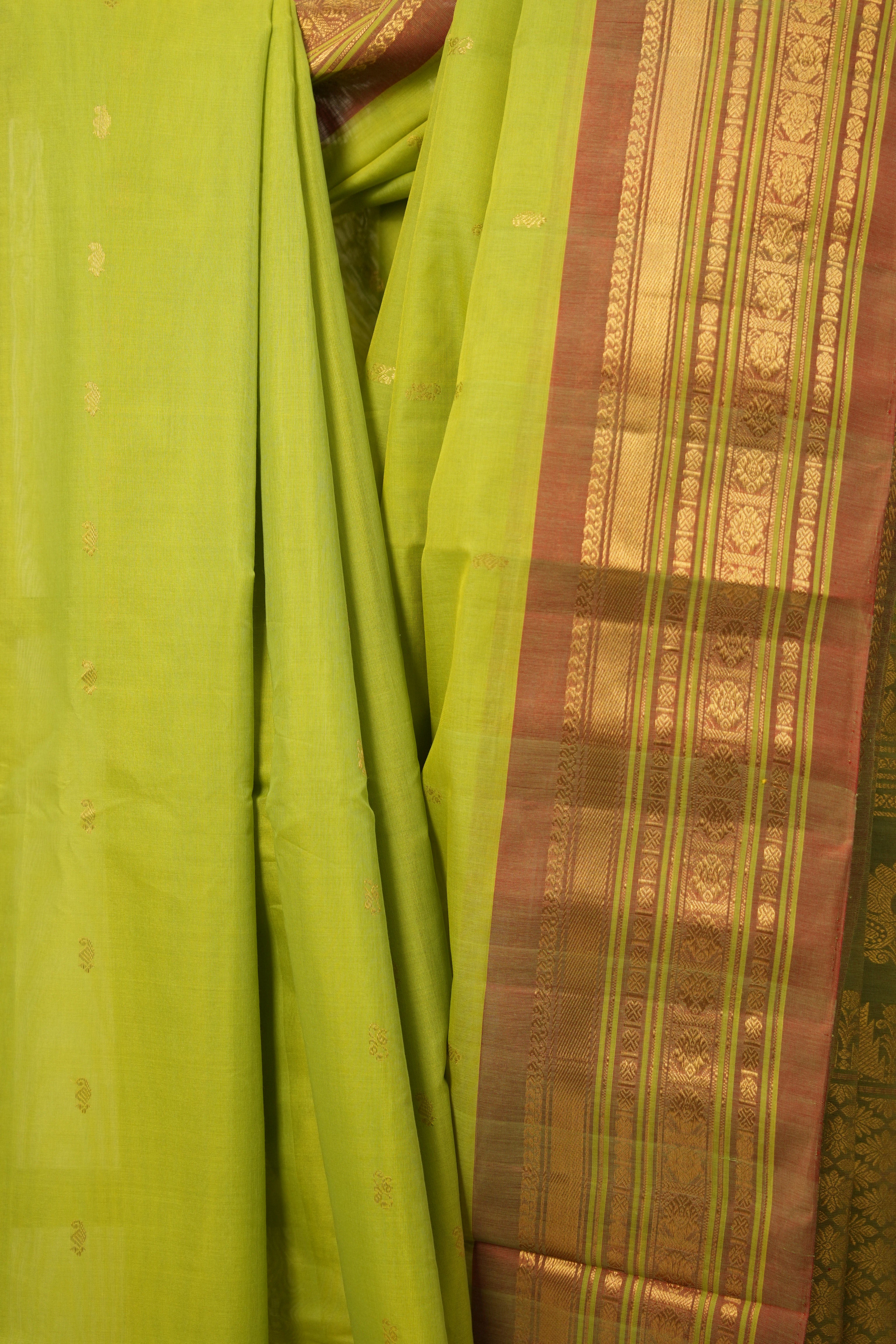 Parrot Green Gadwal Cotton Silk Saree - SRPGGCSS153
