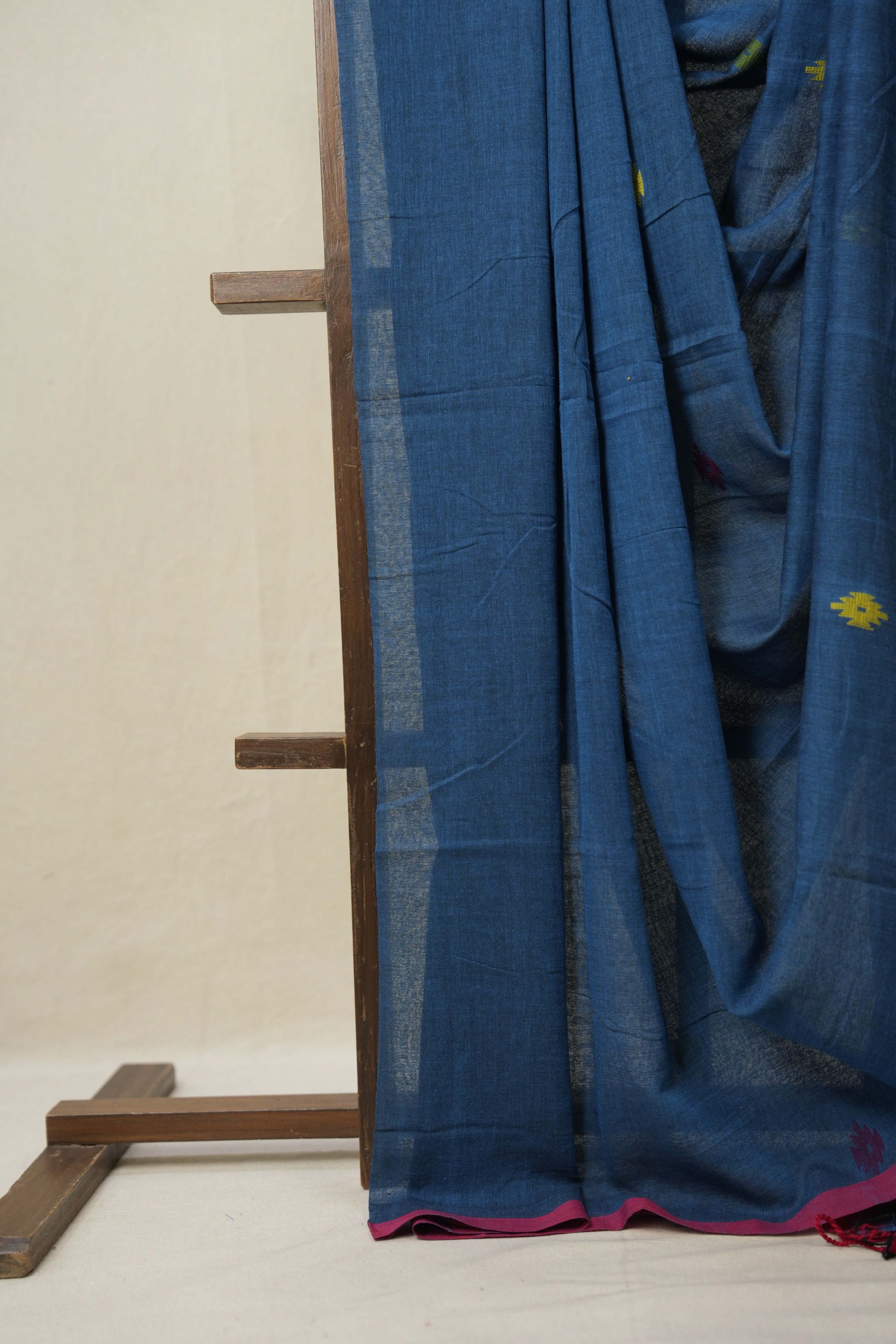 Peacock Blue Mul Bengal Cotton Jamdani Saree - SRPBMBCJS191