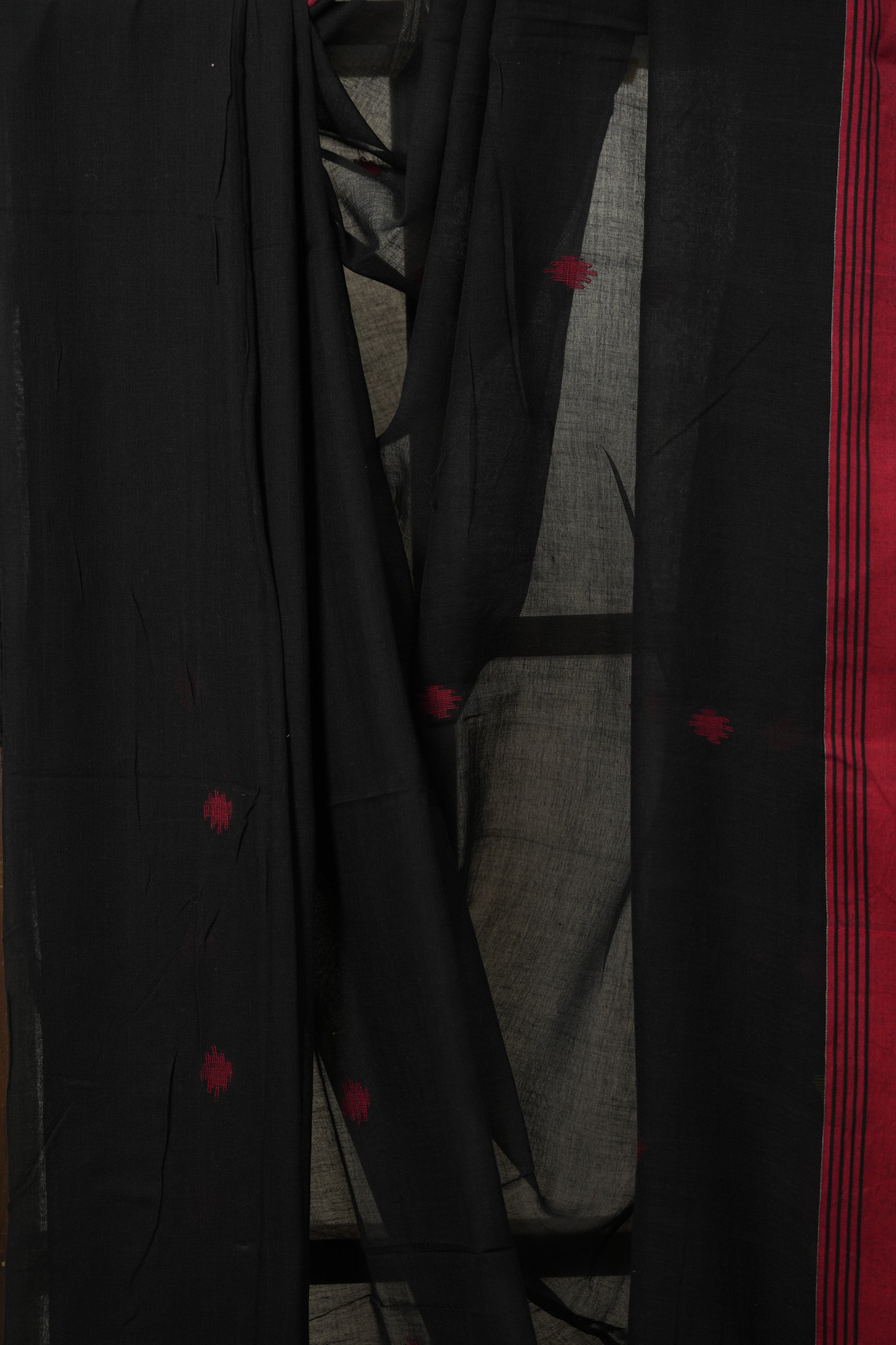 Black Mul Bengal Cotton Jamdani Saree - SRBMBCJS201