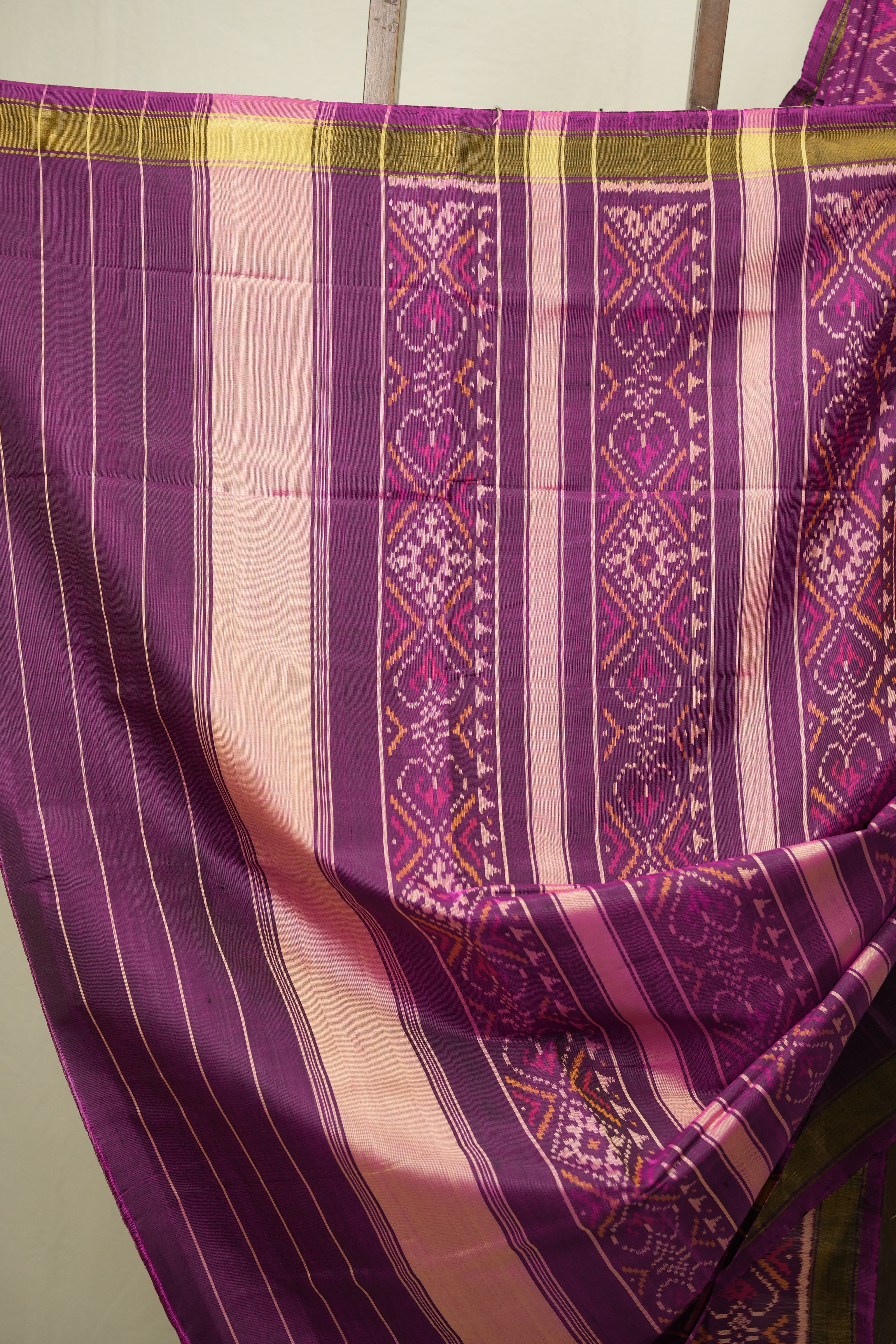 Magenta Rajkot Patola Silk Saree - SRMRPSS634