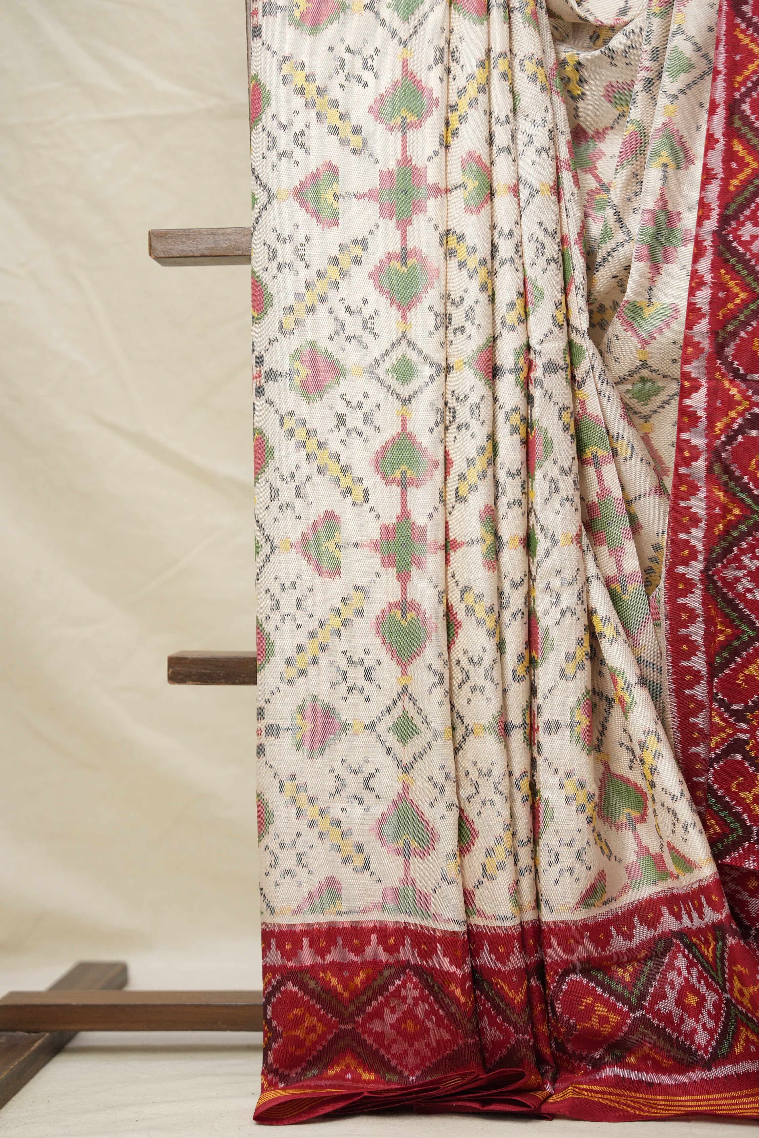 Light Pink Rajkot Patola Silk Saree - SRLPRPSS542