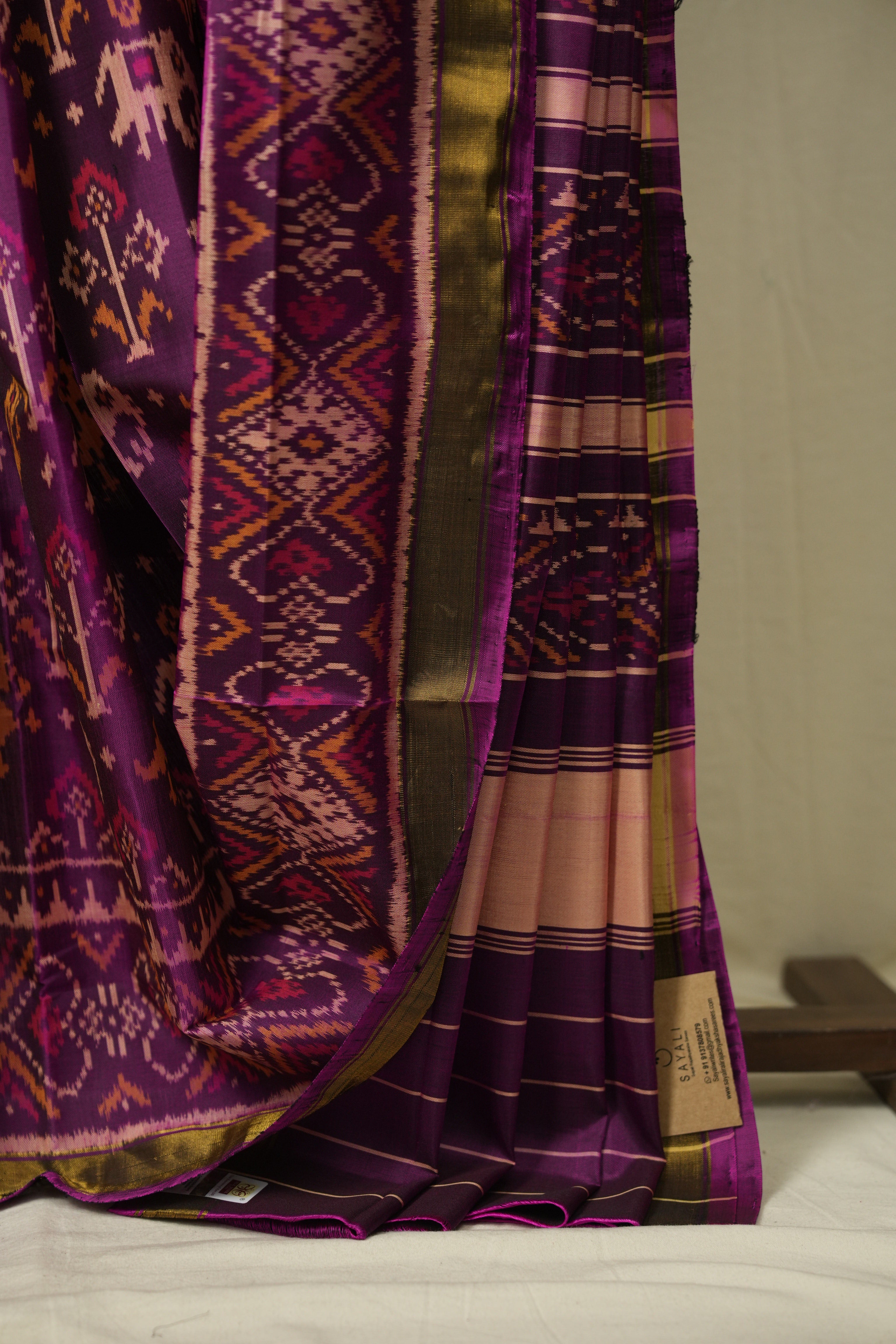 Magenta Rajkot Patola Silk Saree - SRMRPSS635