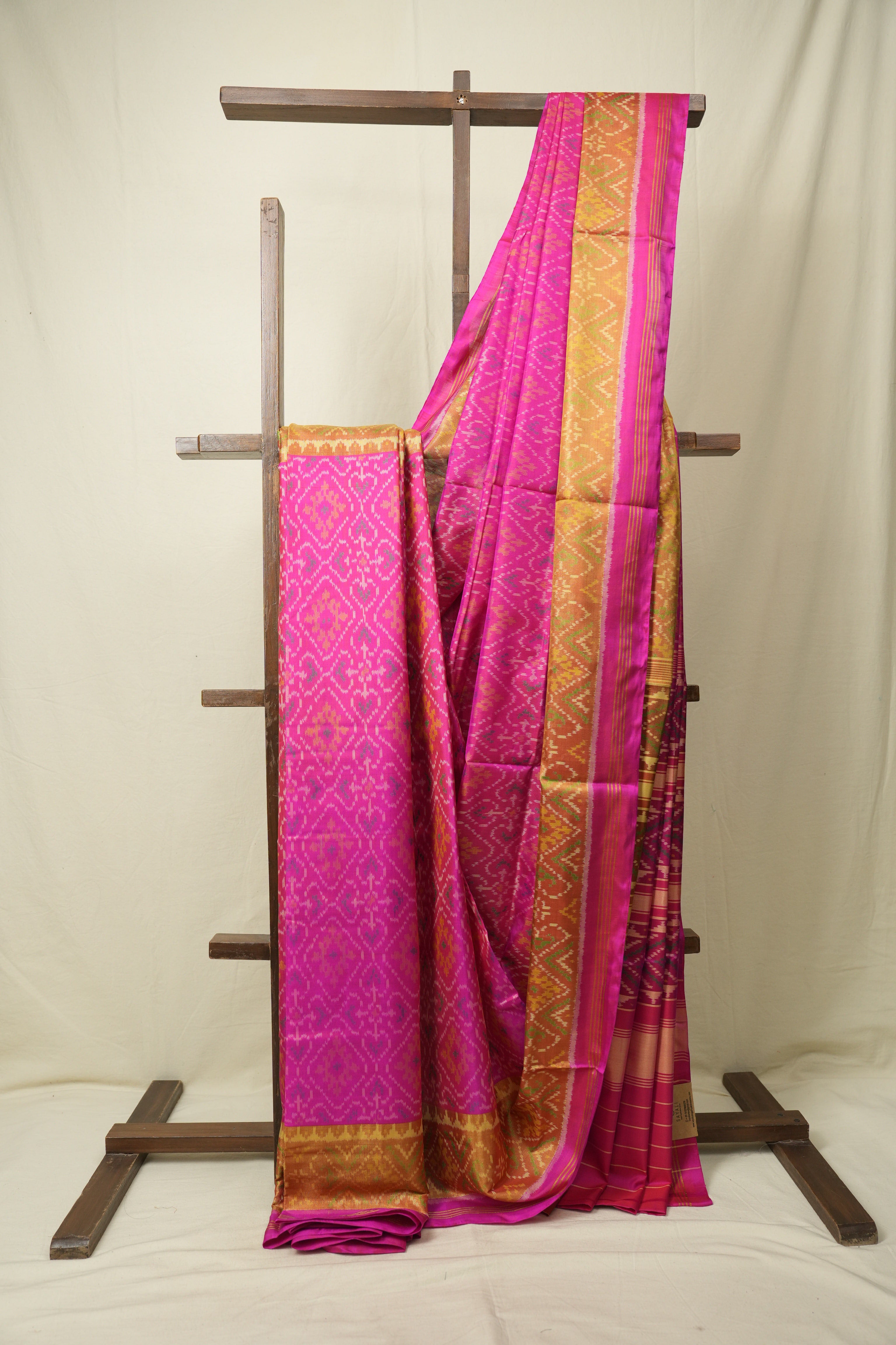 Pink Rajkot Patola Silk Saree - SRPRPSS628