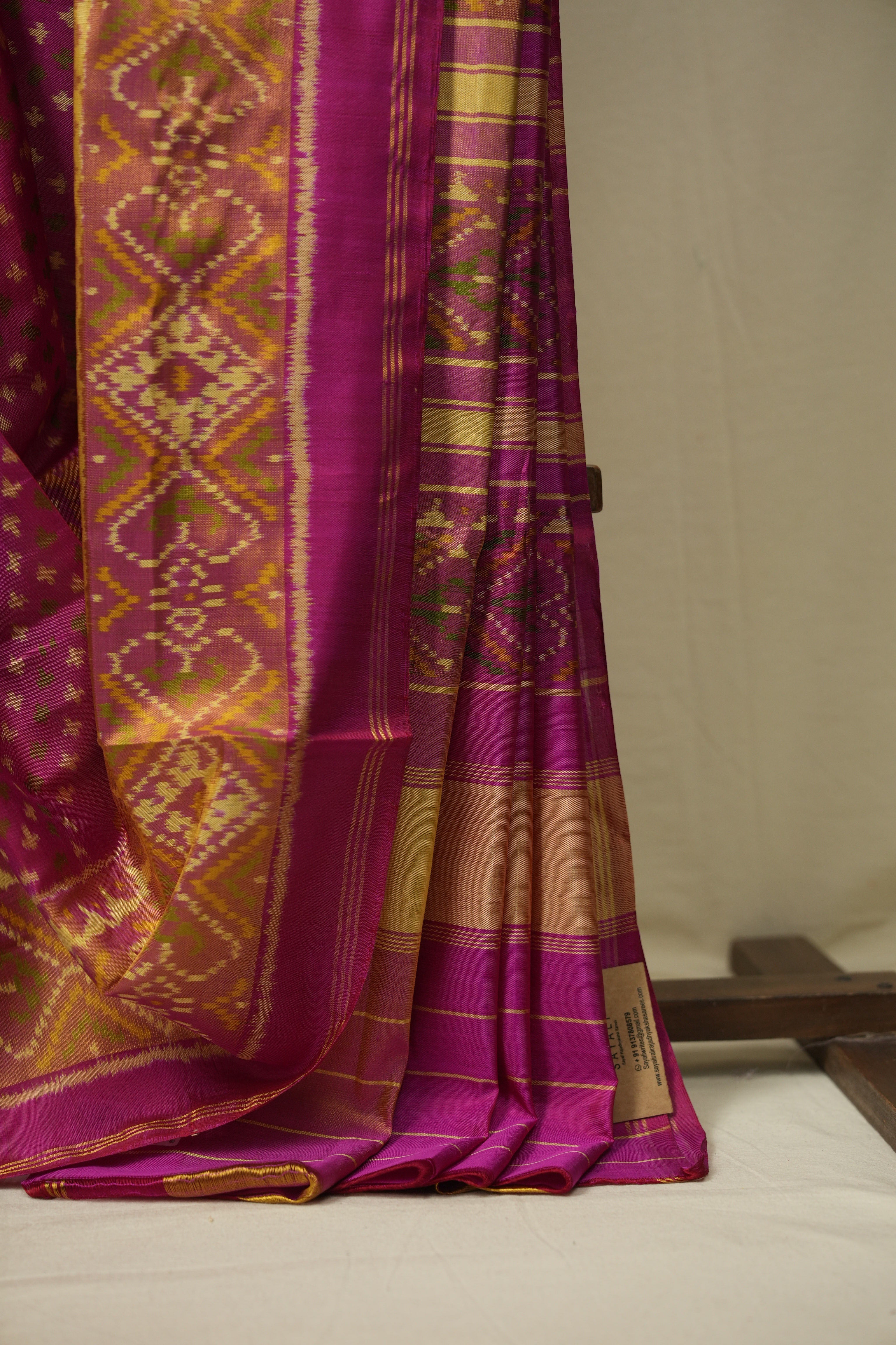 Pink Rajkot Patola Silk Saree - SRPRPSS630